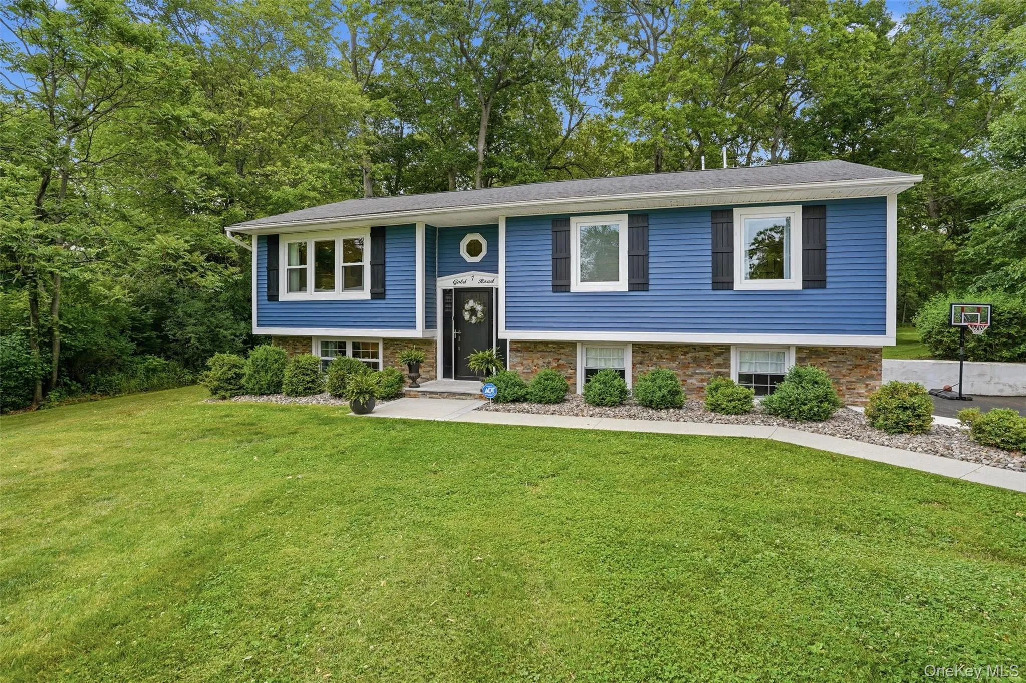 7 Gold Road, Wappinger, NY, 3 Bedrooms Bedrooms, 9 Rooms Rooms,2 BathroomsBathrooms,Residential,For Rent,Gold,0,1012204 7 Gold Road, Wappinger, NY, 3 Bedrooms Bedrooms, 9 Rooms Rooms,2 BathroomsBathrooms,Residential,For Rent,Gold,0,1012204