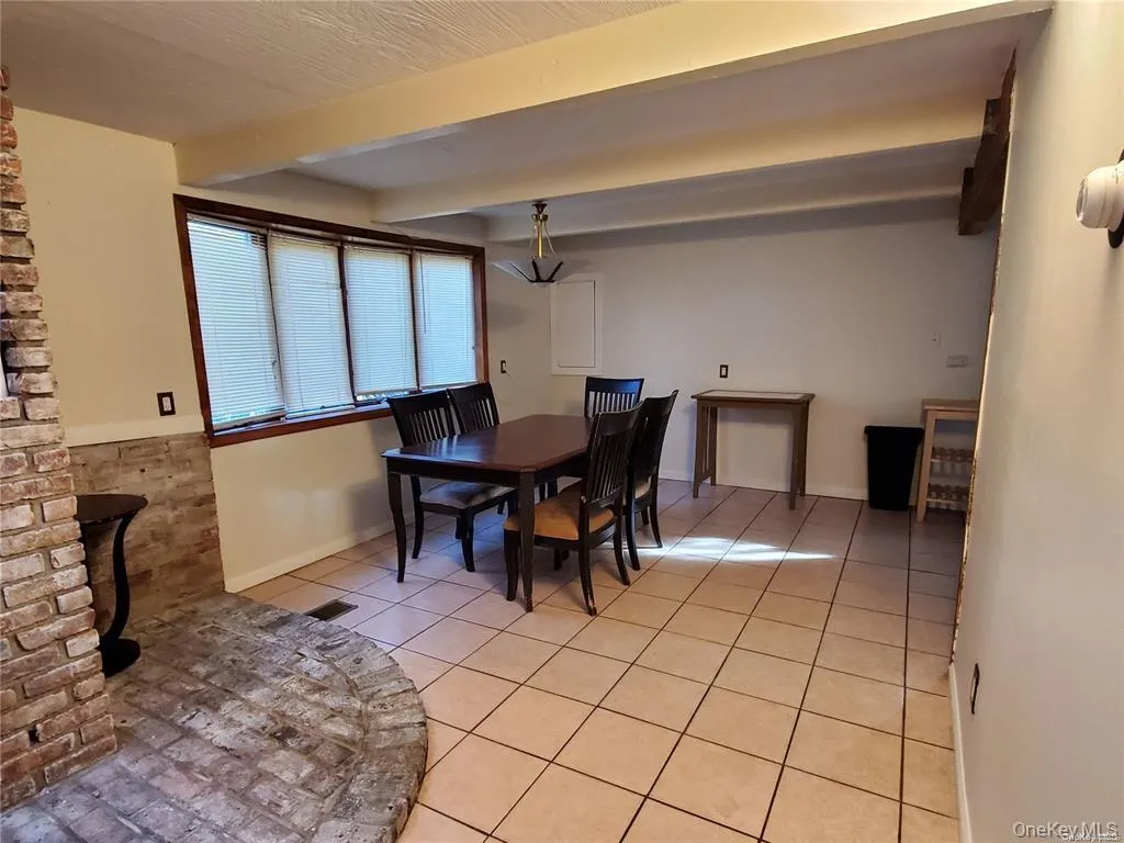 28 Longhorn Lane, Brookhaven, NY, 4 Bedrooms Bedrooms, 8 Rooms Rooms,2 BathroomsBathrooms,Residential Lease,For Rent,Longhorn,0,1012205 28 Longhorn Lane, Brookhaven, NY, 4 Bedrooms Bedrooms, 8 Rooms Rooms,2 BathroomsBathrooms,Residential Lease,For Rent,Longhorn,0,1012205