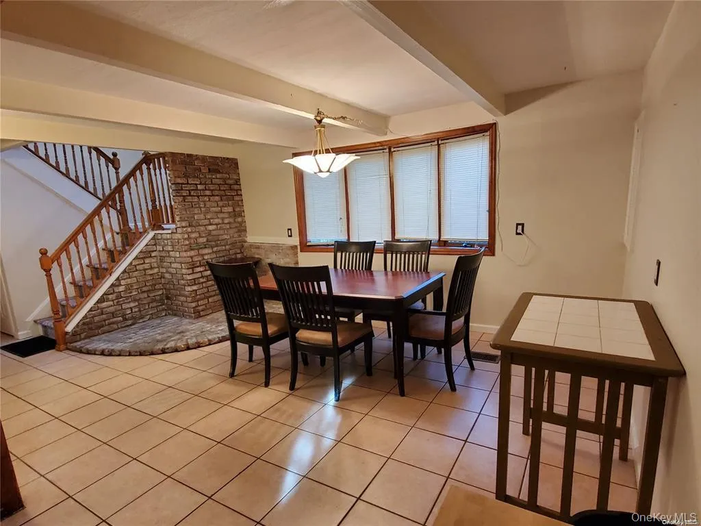 28 Longhorn Lane, Brookhaven, NY, 4 Bedrooms Bedrooms, 8 Rooms Rooms,2 BathroomsBathrooms,Residential Lease,For Rent,Longhorn,0,1012205 28 Longhorn Lane, Brookhaven, NY, 4 Bedrooms Bedrooms, 8 Rooms Rooms,2 BathroomsBathrooms,Residential Lease,For Rent,Longhorn,0,1012205
