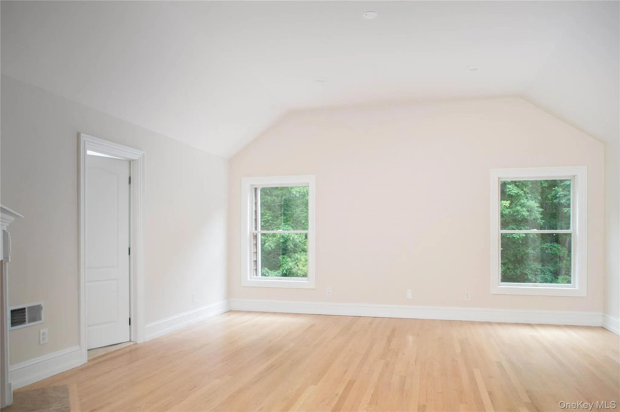 1999 Deerfield Road, Southampton, NY, 5 Bedrooms Bedrooms, 13 Rooms Rooms,4 BathroomsBathrooms,Residential,For Rent,Deerfield,0,1012206 1999 Deerfield Road, Southampton, NY, 5 Bedrooms Bedrooms, 13 Rooms Rooms,4 BathroomsBathrooms,Residential,For Rent,Deerfield,0,1012206