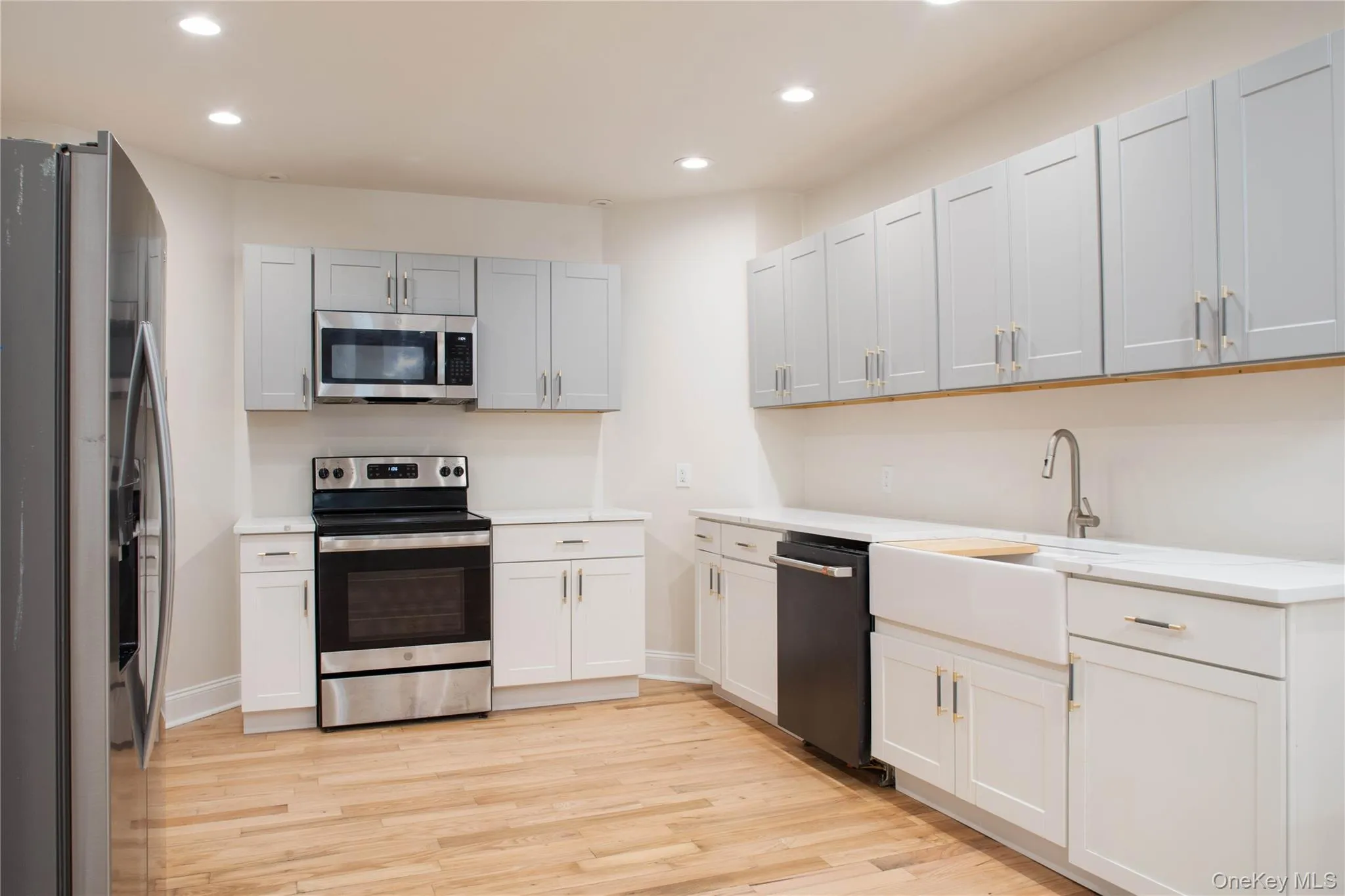 1999 Deerfield Road, Southampton, NY, 5 Bedrooms Bedrooms, 13 Rooms Rooms,4 BathroomsBathrooms,Residential,For Rent,Deerfield,0,1012206 1999 Deerfield Road, Southampton, NY, 5 Bedrooms Bedrooms, 13 Rooms Rooms,4 BathroomsBathrooms,Residential,For Rent,Deerfield,0,1012206