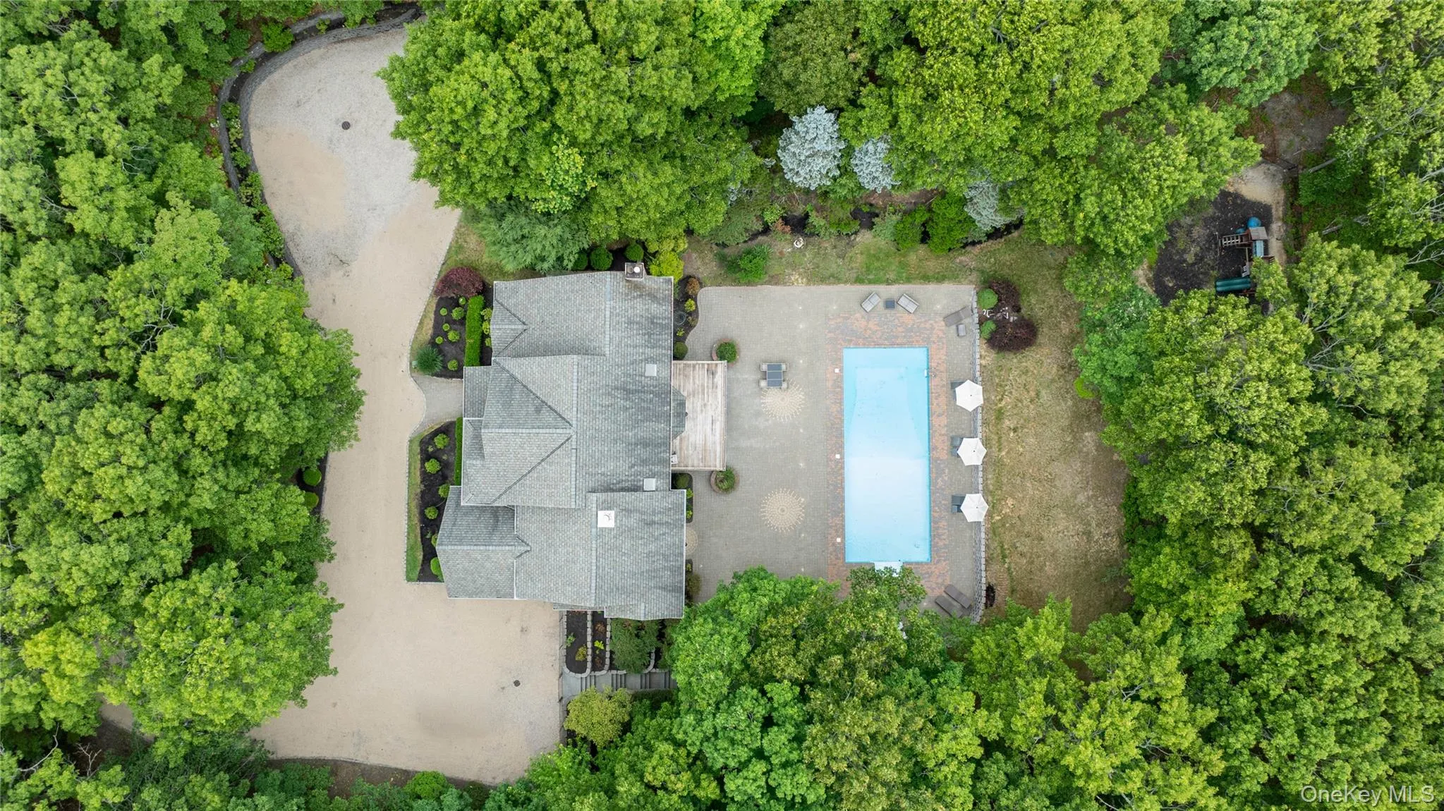 1999 Deerfield Road, Southampton, NY, 5 Bedrooms Bedrooms, 13 Rooms Rooms,4 BathroomsBathrooms,Residential,For Rent,Deerfield,0,1012206 1999 Deerfield Road, Southampton, NY, 5 Bedrooms Bedrooms, 13 Rooms Rooms,4 BathroomsBathrooms,Residential,For Rent,Deerfield,0,1012206