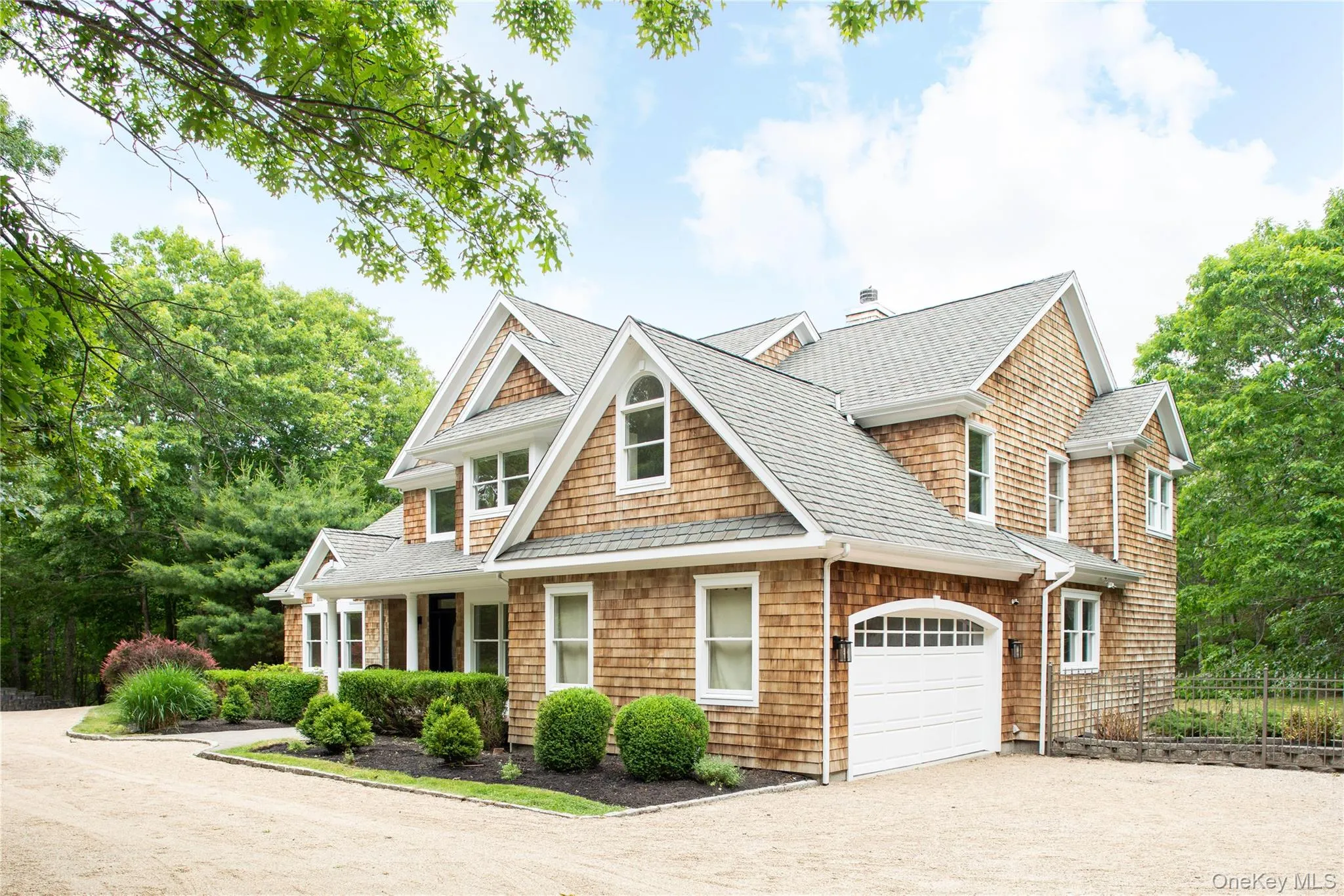 1999 Deerfield Road, Southampton, NY, 5 Bedrooms Bedrooms, 13 Rooms Rooms,4 BathroomsBathrooms,Residential,For Rent,Deerfield,0,1012206 1999 Deerfield Road, Southampton, NY, 5 Bedrooms Bedrooms, 13 Rooms Rooms,4 BathroomsBathrooms,Residential,For Rent,Deerfield,0,1012206