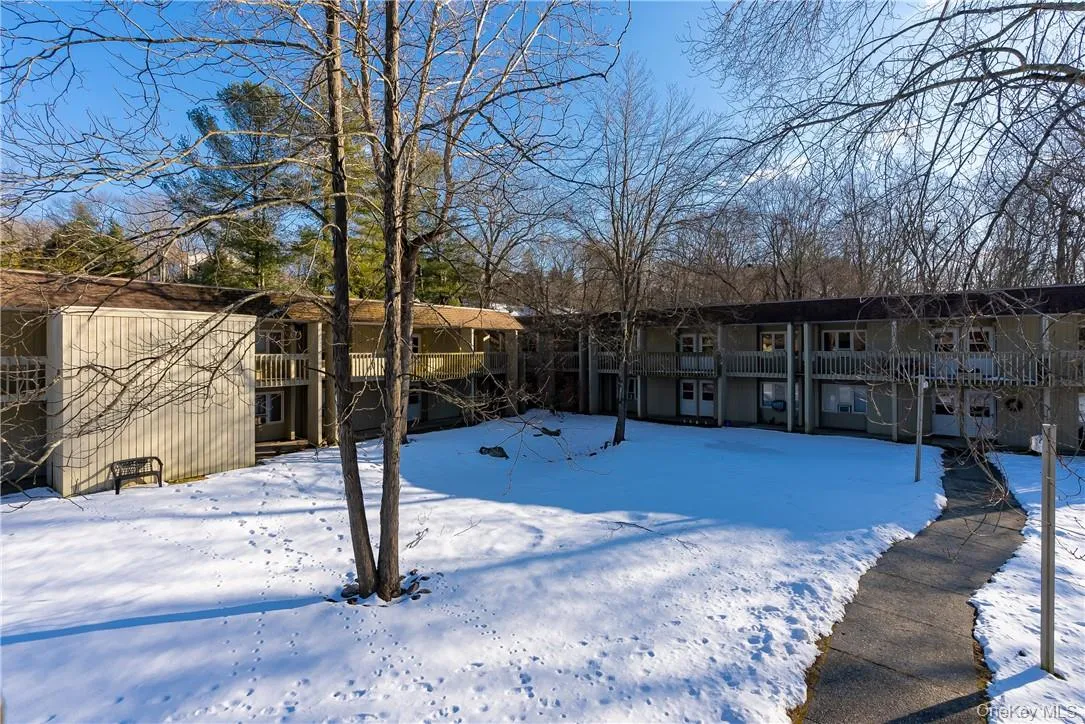 10 Wild Oaks Road, Lewisboro, NY, 1 Bedroom Bedrooms, 3 Rooms Rooms,1 BathroomBathrooms,Residential Lease,For Rent,Wild Oaks,0,1012208 10 Wild Oaks Road, Lewisboro, NY, 1 Bedroom Bedrooms, 3 Rooms Rooms,1 BathroomBathrooms,Residential Lease,For Rent,Wild Oaks,0,1012208