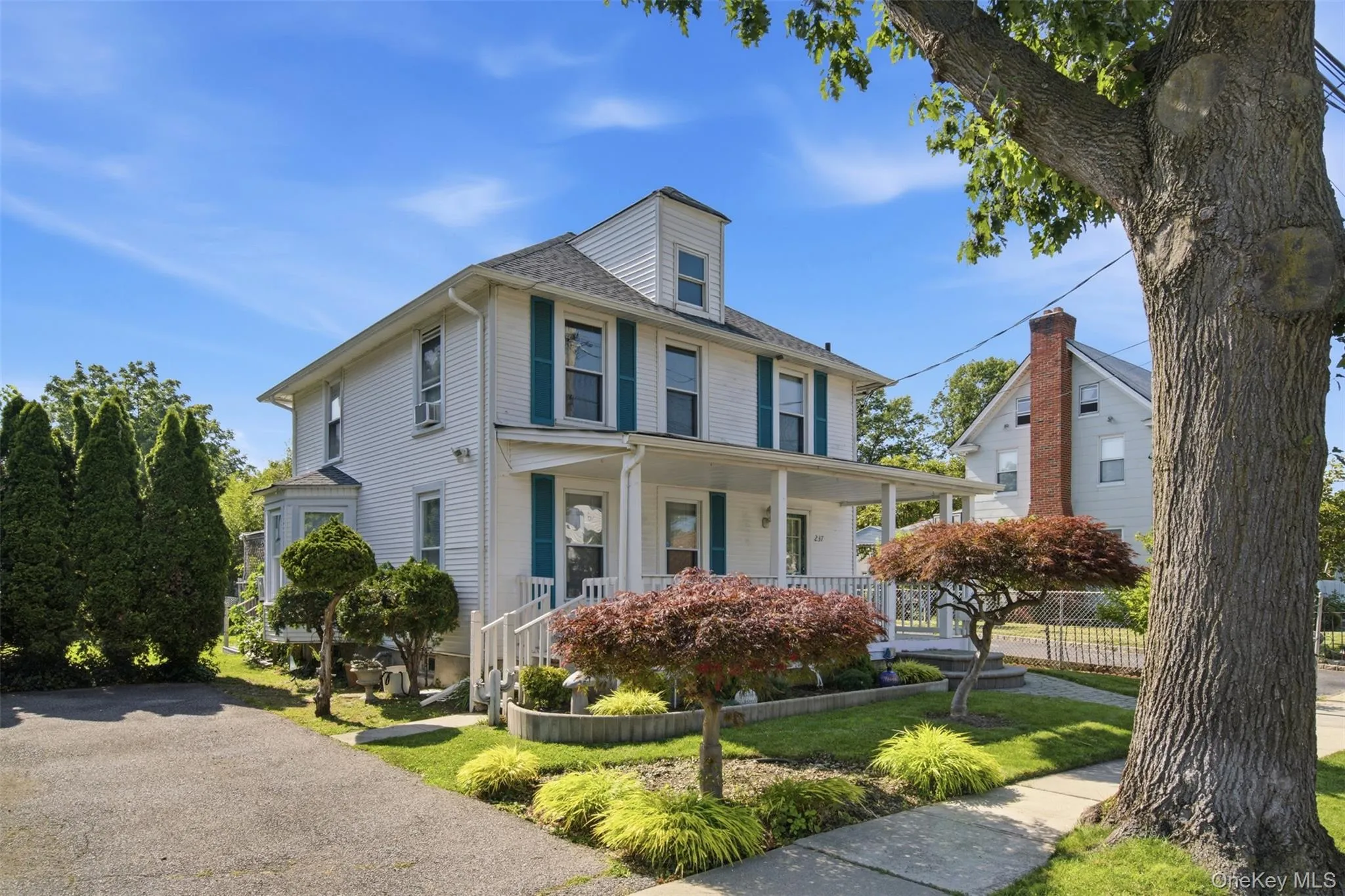 237 Fulton Street, North Hempstead, NY, 4 Bedrooms Bedrooms, 7 Rooms Rooms,2 BathroomsBathrooms,Residential,For Rent,Fulton,0,1012210 237 Fulton Street, North Hempstead, NY, 4 Bedrooms Bedrooms, 7 Rooms Rooms,2 BathroomsBathrooms,Residential,For Rent,Fulton,0,1012210