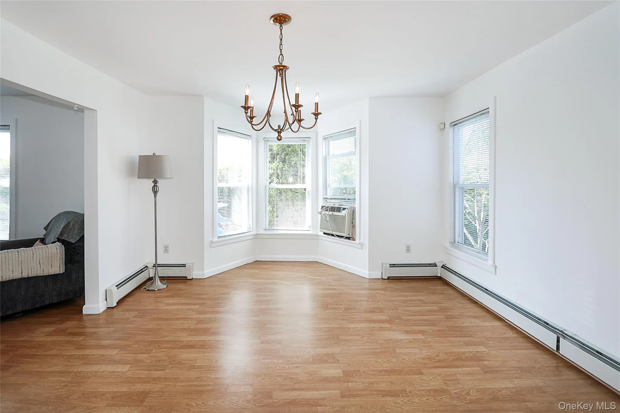 237 Fulton Street, North Hempstead, NY, 4 Bedrooms Bedrooms, 7 Rooms Rooms,2 BathroomsBathrooms,Residential,For Rent,Fulton,0,1012210 237 Fulton Street, North Hempstead, NY, 4 Bedrooms Bedrooms, 7 Rooms Rooms,2 BathroomsBathrooms,Residential,For Rent,Fulton,0,1012210