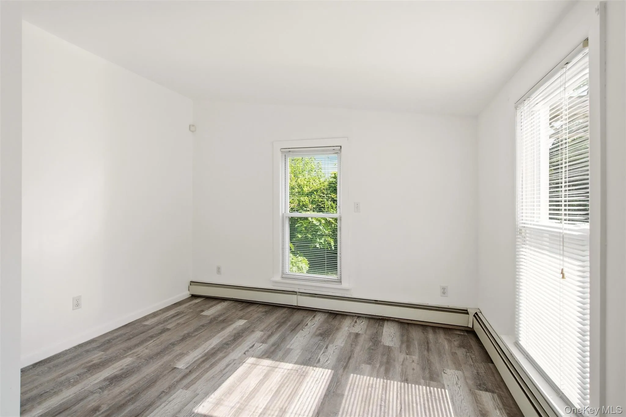 237 Fulton Street, North Hempstead, NY, 4 Bedrooms Bedrooms, 7 Rooms Rooms,2 BathroomsBathrooms,Residential,For Rent,Fulton,0,1012210 237 Fulton Street, North Hempstead, NY, 4 Bedrooms Bedrooms, 7 Rooms Rooms,2 BathroomsBathrooms,Residential,For Rent,Fulton,0,1012210