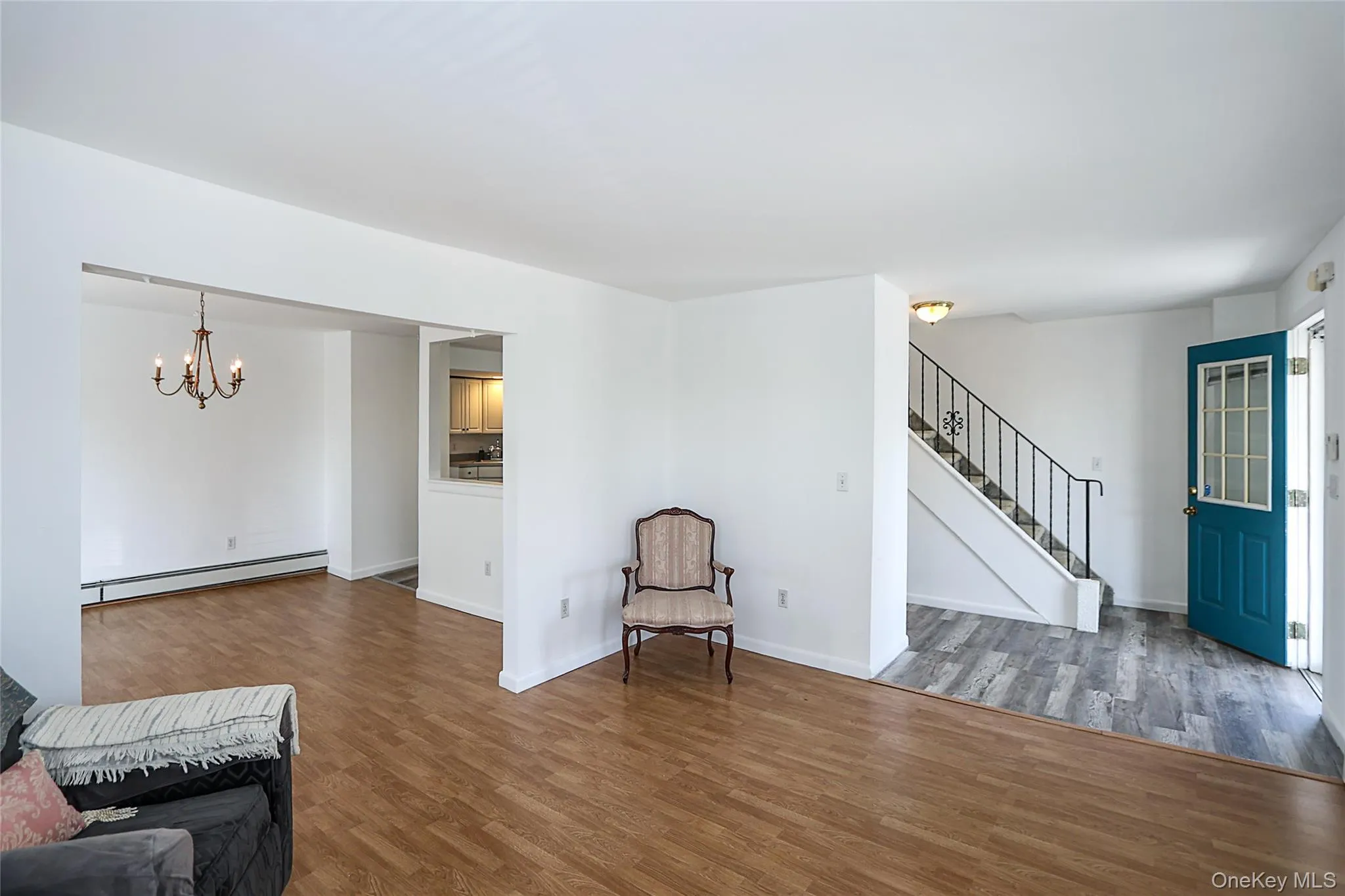 237 Fulton Street, North Hempstead, NY, 4 Bedrooms Bedrooms, 7 Rooms Rooms,2 BathroomsBathrooms,Residential,For Rent,Fulton,0,1012210 237 Fulton Street, North Hempstead, NY, 4 Bedrooms Bedrooms, 7 Rooms Rooms,2 BathroomsBathrooms,Residential,For Rent,Fulton,0,1012210