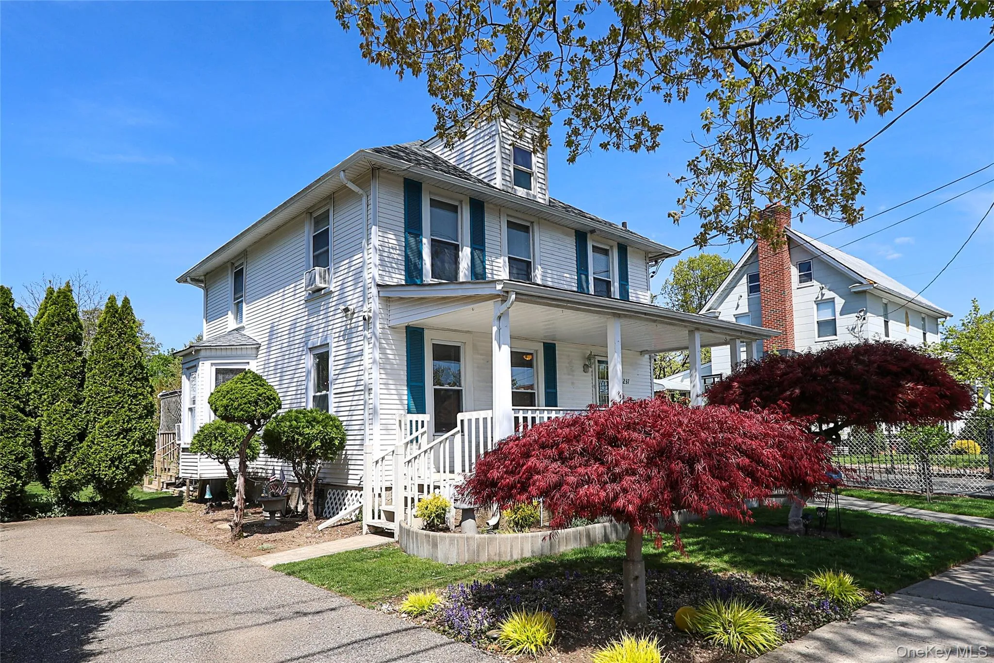 237 Fulton Street, North Hempstead, NY, 4 Bedrooms Bedrooms, 7 Rooms Rooms,2 BathroomsBathrooms,Residential,For Rent,Fulton,0,1012210 237 Fulton Street, North Hempstead, NY, 4 Bedrooms Bedrooms, 7 Rooms Rooms,2 BathroomsBathrooms,Residential,For Rent,Fulton,0,1012210