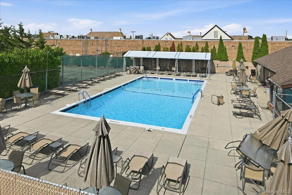 127 Laurel Lane, Hempstead, NY, 1 Bedroom Bedrooms, 4 Rooms Rooms,1 BathroomBathrooms,Residential,For Rent,Laurel,0,1012211 127 Laurel Lane, Hempstead, NY, 1 Bedroom Bedrooms, 4 Rooms Rooms,1 BathroomBathrooms,Residential,For Rent,Laurel,0,1012211