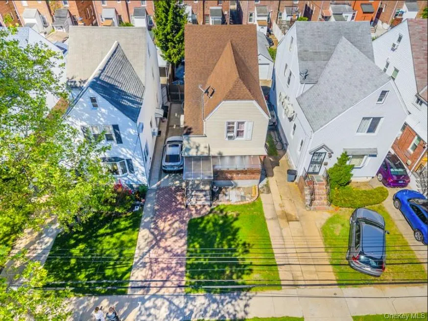8926 210th Street, New York, NY, 5 Bedrooms Bedrooms, 10 Rooms Rooms,3 BathroomsBathrooms,Residential,For Rent,210th,0,1012213 8926 210th Street, New York, NY, 5 Bedrooms Bedrooms, 10 Rooms Rooms,3 BathroomsBathrooms,Residential,For Rent,210th,0,1012213