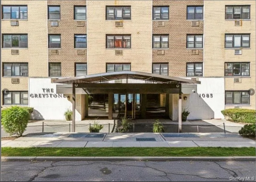 1085 Warburton Avenue, Yonkers, NY, 2 Bedrooms Bedrooms, 7 Rooms Rooms,1 BathroomBathrooms,Residential,For Rent,Warburton,0,1012214 1085 Warburton Avenue, Yonkers, NY, 2 Bedrooms Bedrooms, 7 Rooms Rooms,1 BathroomBathrooms,Residential,For Rent,Warburton,0,1012214