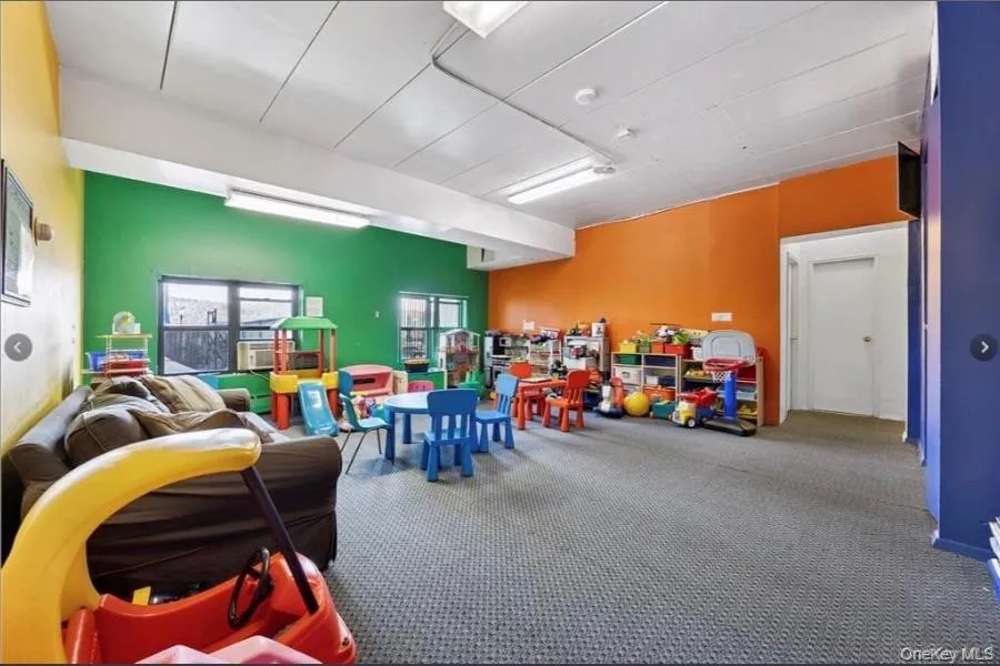 1085 Warburton Avenue, Yonkers, NY, 2 Bedrooms Bedrooms, 7 Rooms Rooms,1 BathroomBathrooms,Residential,For Rent,Warburton,0,1012214 1085 Warburton Avenue, Yonkers, NY, 2 Bedrooms Bedrooms, 7 Rooms Rooms,1 BathroomBathrooms,Residential,For Rent,Warburton,0,1012214