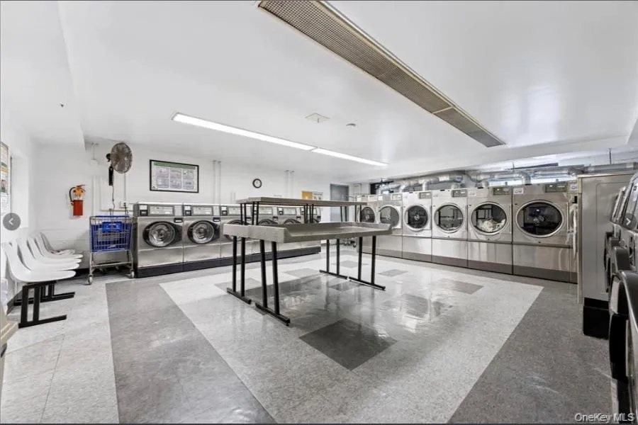 1085 Warburton Avenue, Yonkers, NY, 2 Bedrooms Bedrooms, 7 Rooms Rooms,1 BathroomBathrooms,Residential,For Rent,Warburton,0,1012214 1085 Warburton Avenue, Yonkers, NY, 2 Bedrooms Bedrooms, 7 Rooms Rooms,1 BathroomBathrooms,Residential,For Rent,Warburton,0,1012214