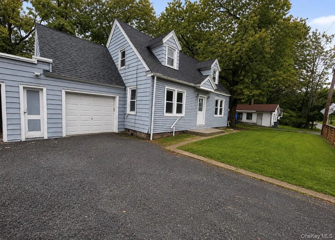 6221 State Route 42, Fallsburg, NY, 3 Bedroom Bedrooms, 8 Room Rooms,1 BathroomBathrooms,Residential Lease,For Rent,State Route 42,0,1012216 6221 State Route 42, Fallsburg, NY, 3 Bedroom Bedrooms, 8 Room Rooms,1 BathroomBathrooms,Residential Lease,For Rent,State Route 42,0,1012216