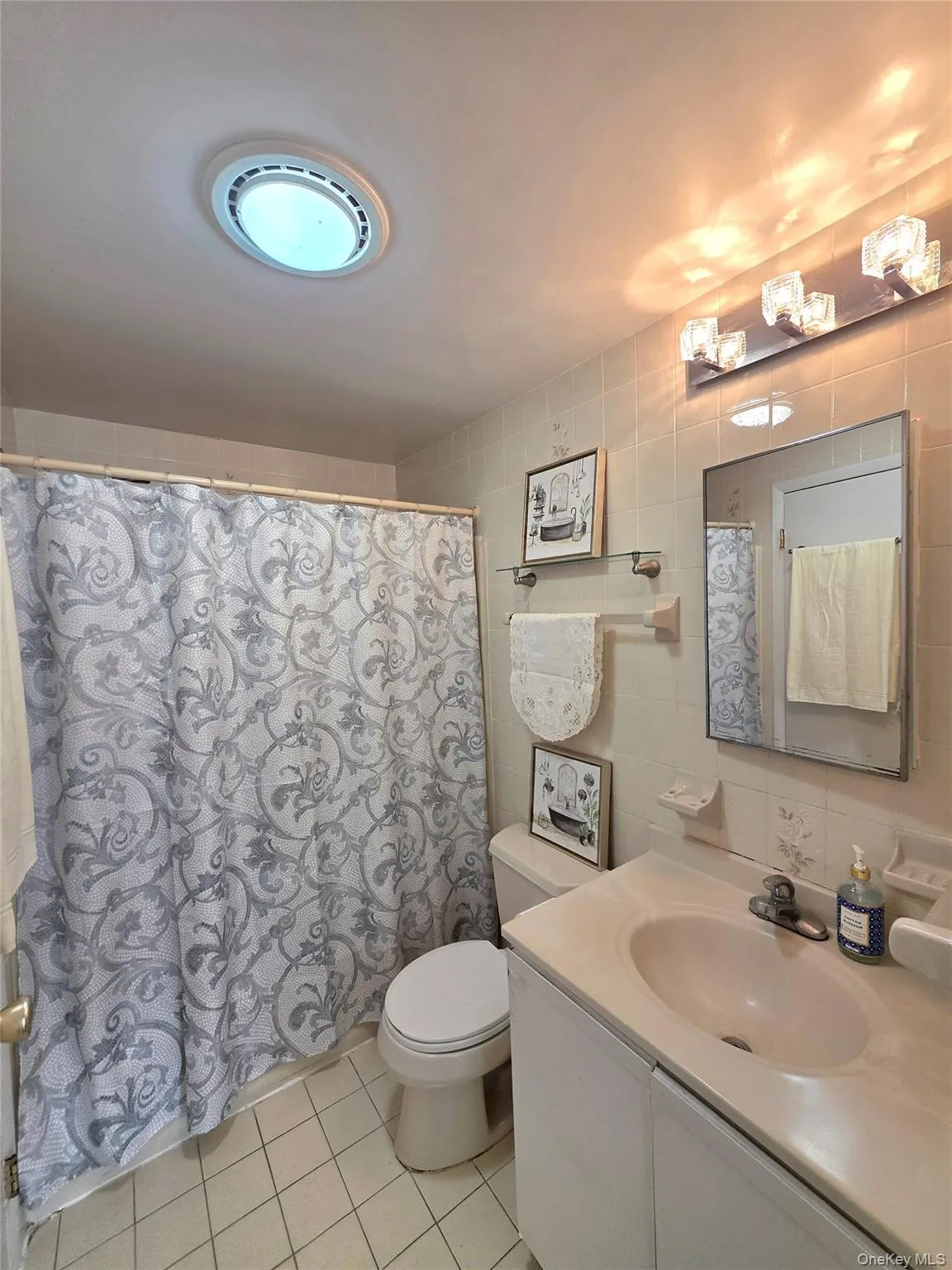 667 Plaza Avenue, Mamaroneck, NY, 3 Bedrooms Bedrooms, 6 Rooms Rooms,1 BathroomBathrooms,Residential,For Rent,Plaza,0,1012218 667 Plaza Avenue, Mamaroneck, NY, 3 Bedrooms Bedrooms, 6 Rooms Rooms,1 BathroomBathrooms,Residential,For Rent,Plaza,0,1012218