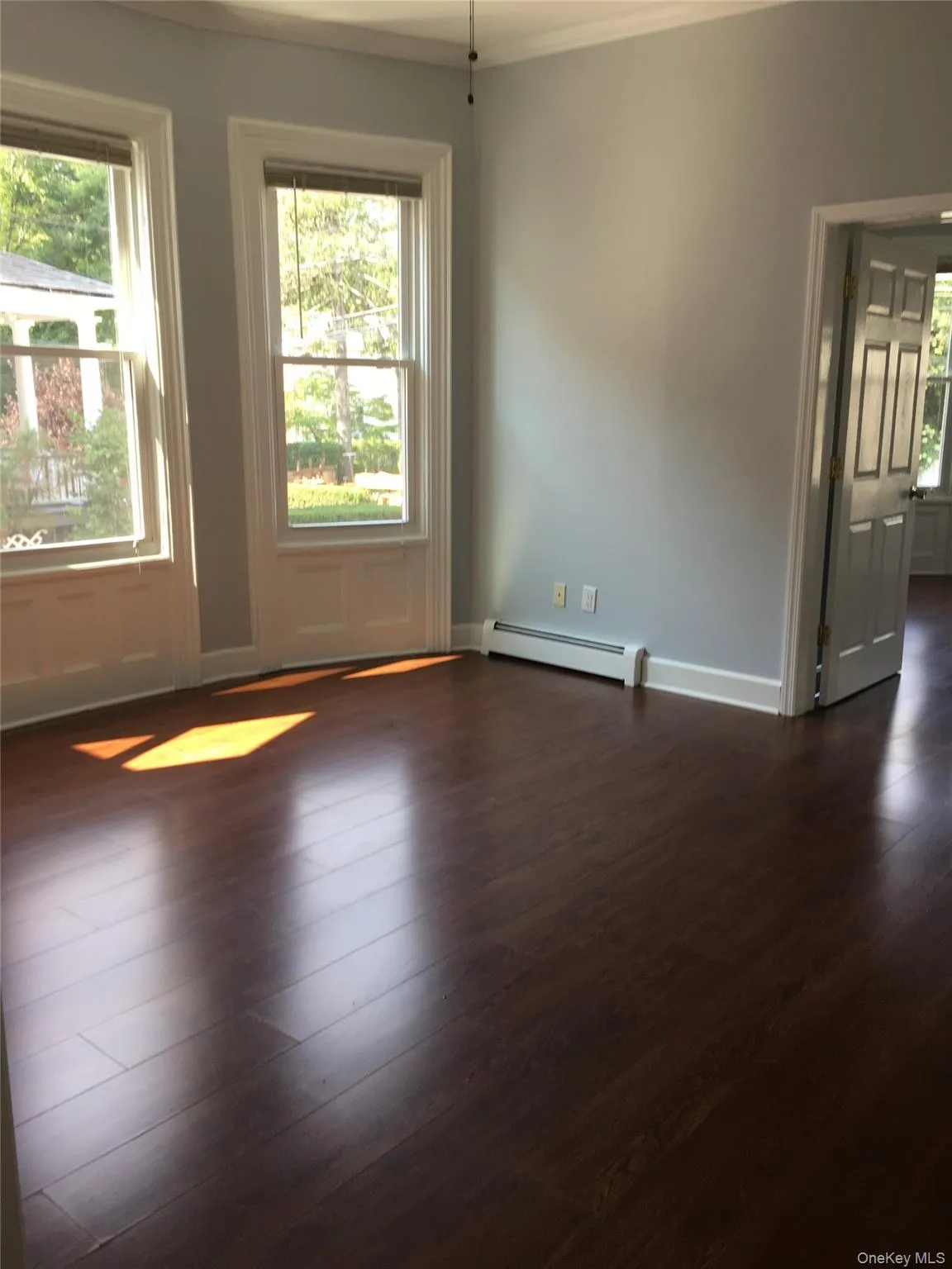 48 Parkway Road, Eastchester, NY, 3 Bedrooms Bedrooms, 5 Rooms Rooms,1 BathroomBathrooms,Residential Lease,For Rent,Parkway,0,1012220 48 Parkway Road, Eastchester, NY, 3 Bedrooms Bedrooms, 5 Rooms Rooms,1 BathroomBathrooms,Residential Lease,For Rent,Parkway,0,1012220