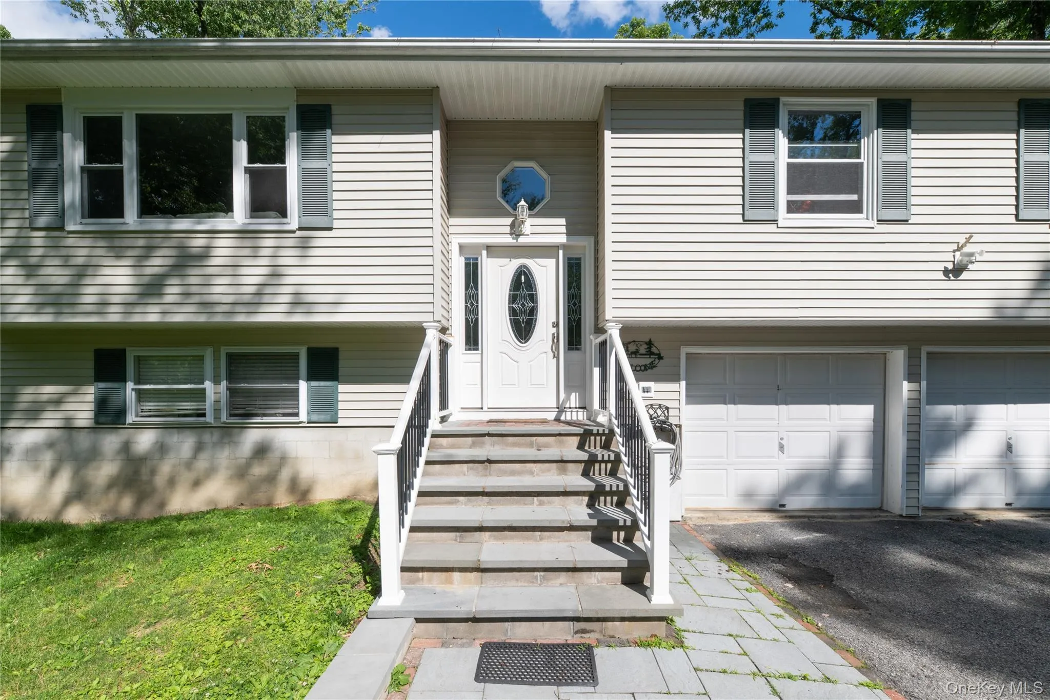 46 Rogers Road, Hyde Park, NY, 3 Bedrooms Bedrooms, 7 Rooms Rooms,1 BathroomBathrooms,Residential,For Rent,Rogers,0,KEY1012221 46 Rogers Road, Hyde Park, NY, 3 Bedrooms Bedrooms, 7 Rooms Rooms,1 BathroomBathrooms,Residential,For Rent,Rogers,0,KEY1012221