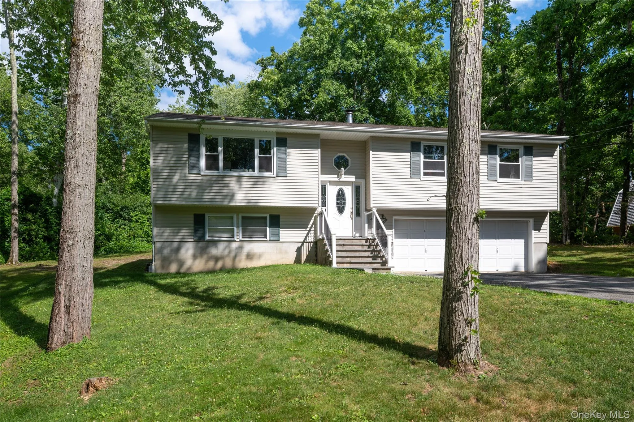 46 Rogers Road, Hyde Park, NY, 3 Bedrooms Bedrooms, 7 Rooms Rooms,1 BathroomBathrooms,Residential,For Rent,Rogers,0,KEY1012221 46 Rogers Road, Hyde Park, NY, 3 Bedrooms Bedrooms, 7 Rooms Rooms,1 BathroomBathrooms,Residential,For Rent,Rogers,0,KEY1012221