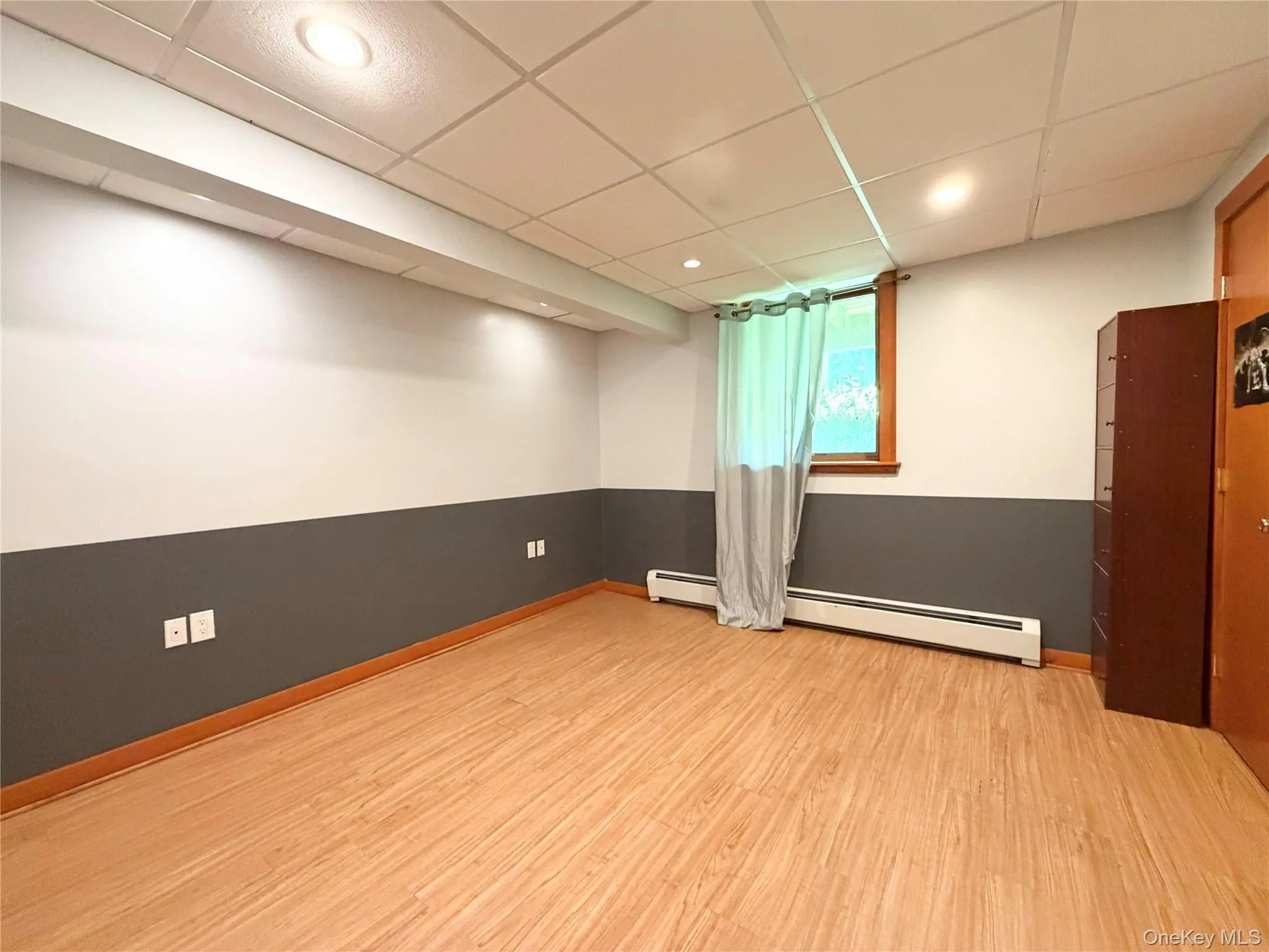 180 Railroad Avenue, Haverstraw, NY, 5 Bedrooms Bedrooms, 11 Rooms Rooms,3 BathroomsBathrooms,Residential,For Rent,Railroad,0,KEY1012229 180 Railroad Avenue, Haverstraw, NY, 5 Bedrooms Bedrooms, 11 Rooms Rooms,3 BathroomsBathrooms,Residential,For Rent,Railroad,0,KEY1012229