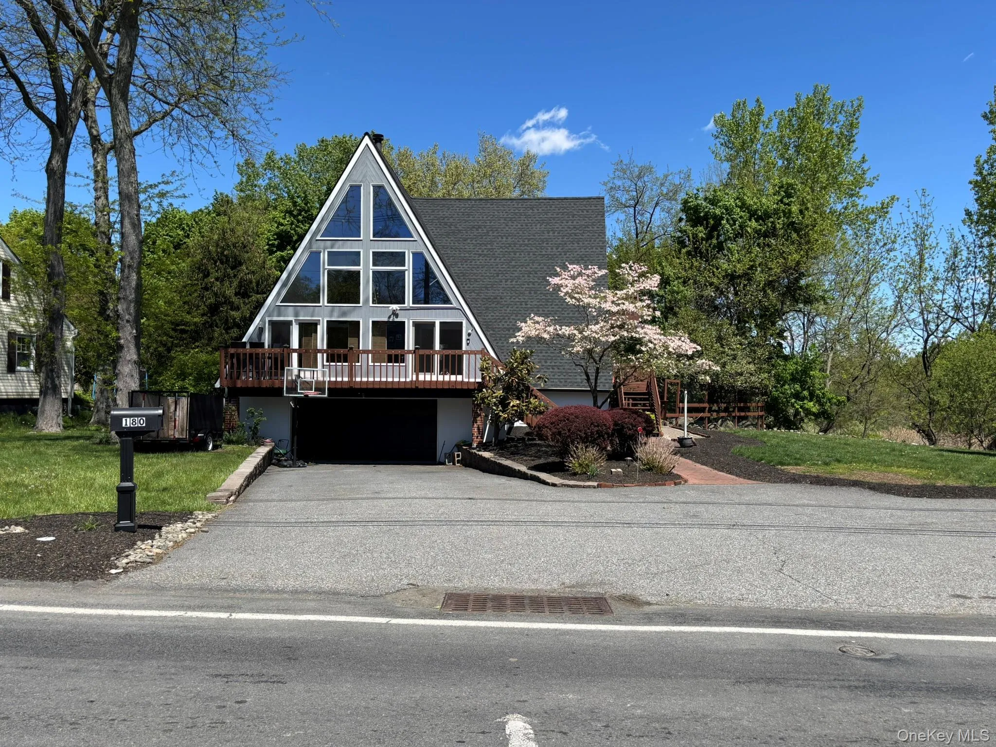 180 Railroad Avenue, Haverstraw, NY, 5 Bedrooms Bedrooms, 11 Rooms Rooms,3 BathroomsBathrooms,Residential,For Rent,Railroad,0,KEY1012229 180 Railroad Avenue, Haverstraw, NY, 5 Bedrooms Bedrooms, 11 Rooms Rooms,3 BathroomsBathrooms,Residential,For Rent,Railroad,0,KEY1012229