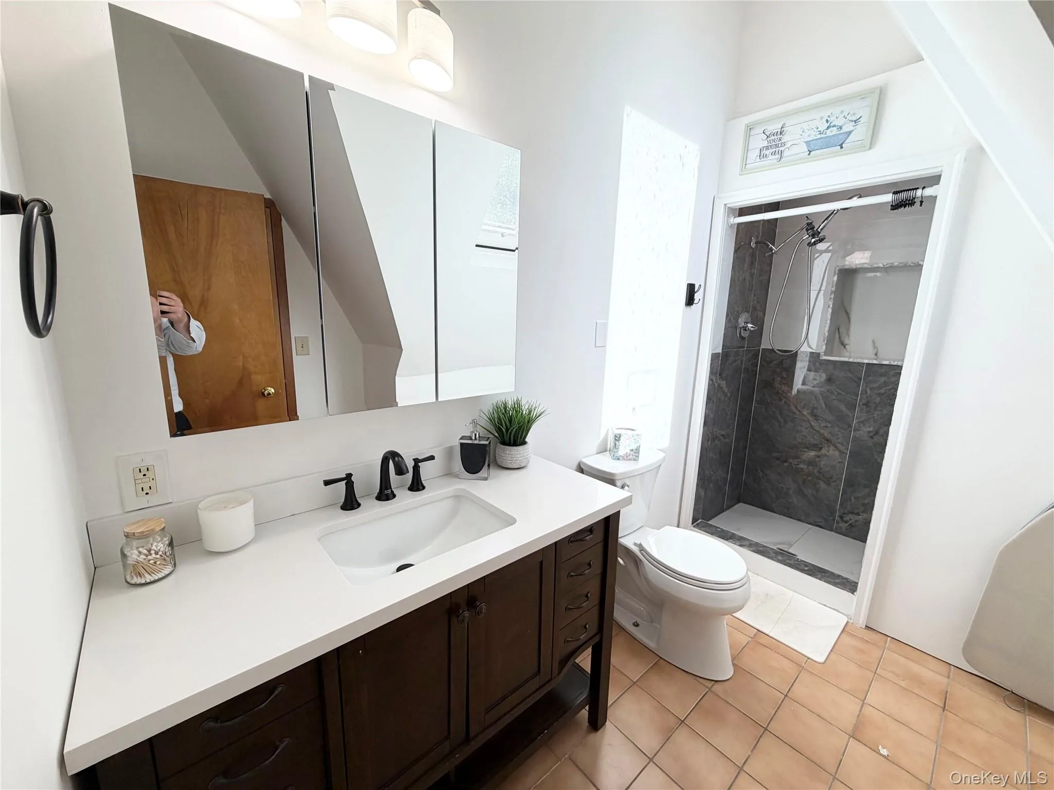 180 Railroad Avenue, Haverstraw, NY, 5 Bedrooms Bedrooms, 11 Rooms Rooms,3 BathroomsBathrooms,Residential,For Rent,Railroad,0,KEY1012229 180 Railroad Avenue, Haverstraw, NY, 5 Bedrooms Bedrooms, 11 Rooms Rooms,3 BathroomsBathrooms,Residential,For Rent,Railroad,0,KEY1012229