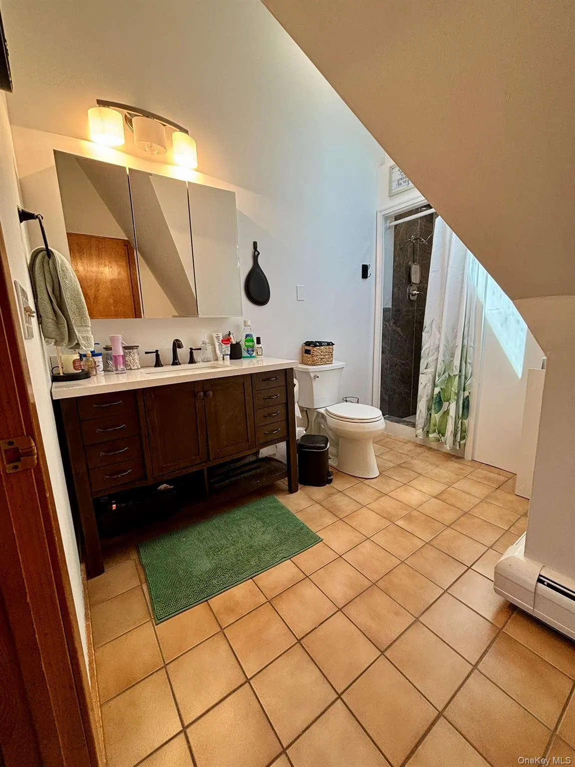 180 Railroad Avenue, Haverstraw, NY, 5 Bedrooms Bedrooms, 11 Rooms Rooms,3 BathroomsBathrooms,Residential,For Rent,Railroad,0,1012229 180 Railroad Avenue, Haverstraw, NY, 5 Bedrooms Bedrooms, 11 Rooms Rooms,3 BathroomsBathrooms,Residential,For Rent,Railroad,0,1012229