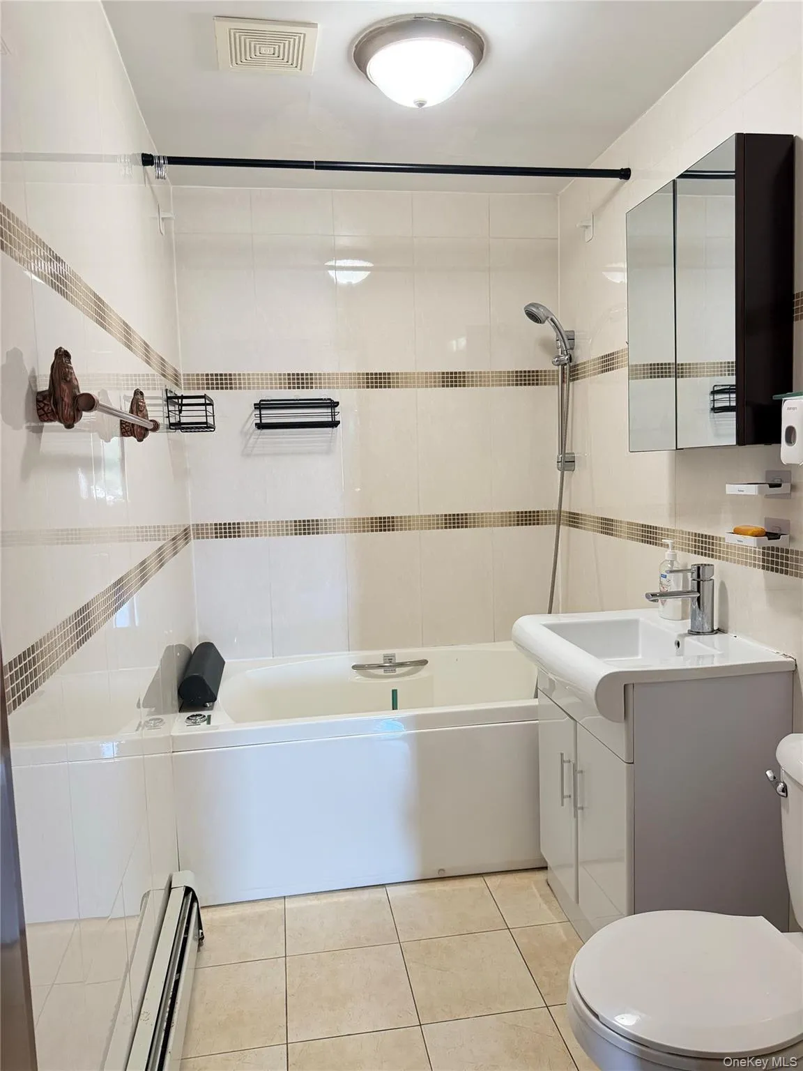 31-12 Union Street, New York, NY, 2 Bedrooms Bedrooms, 4 Rooms Rooms,2 BathroomsBathrooms,Residential,For Rent,Union,0,1012232 31-12 Union Street, New York, NY, 2 Bedrooms Bedrooms, 4 Rooms Rooms,2 BathroomsBathrooms,Residential,For Rent,Union,0,1012232