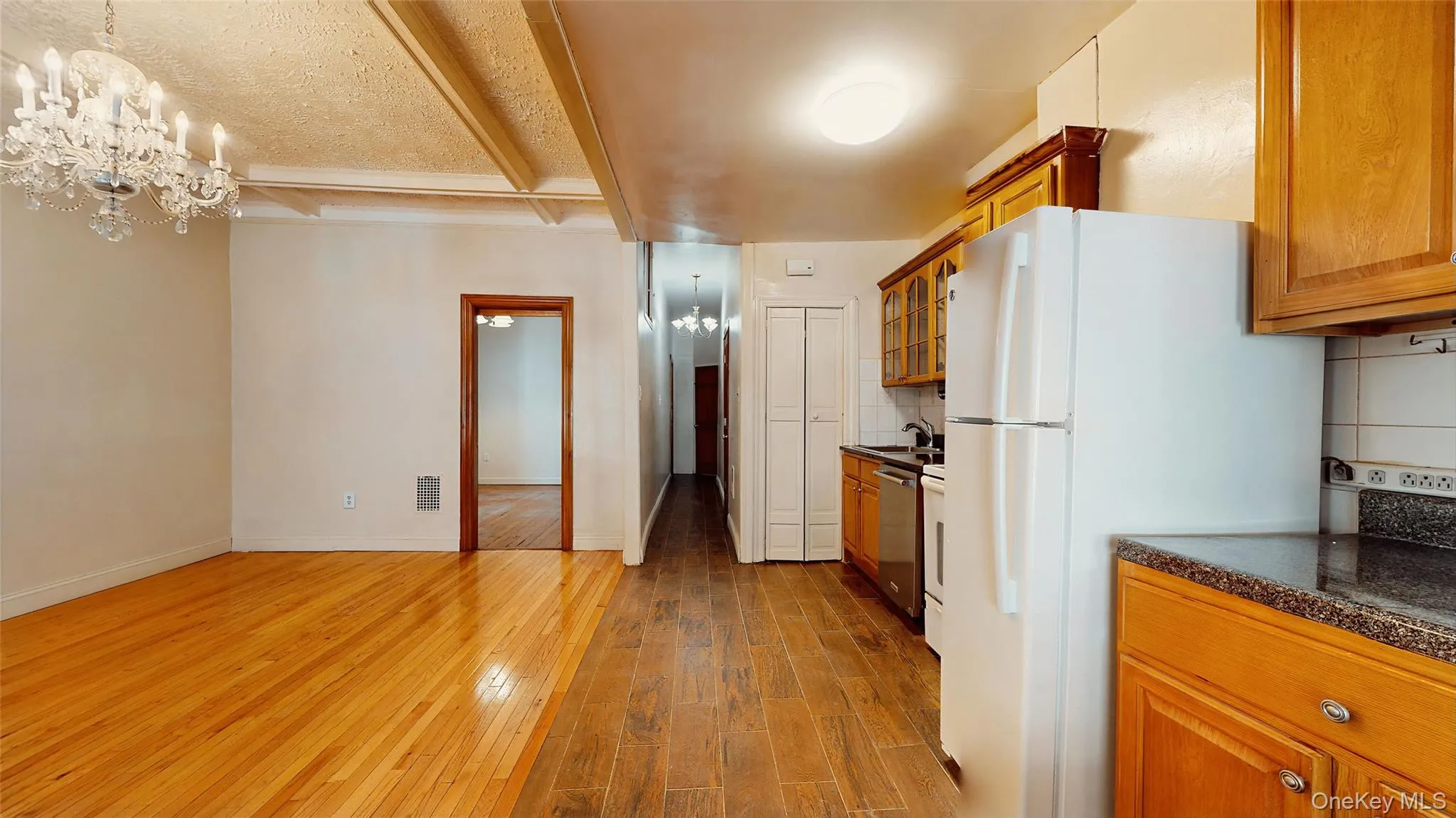 479 Irving Avenue, New York, NY, 3 Bedrooms Bedrooms, 6 Rooms Rooms,2 BathroomsBathrooms,Residential Lease,For Rent,Irving,0,1012234 479 Irving Avenue, New York, NY, 3 Bedrooms Bedrooms, 6 Rooms Rooms,2 BathroomsBathrooms,Residential Lease,For Rent,Irving,0,1012234