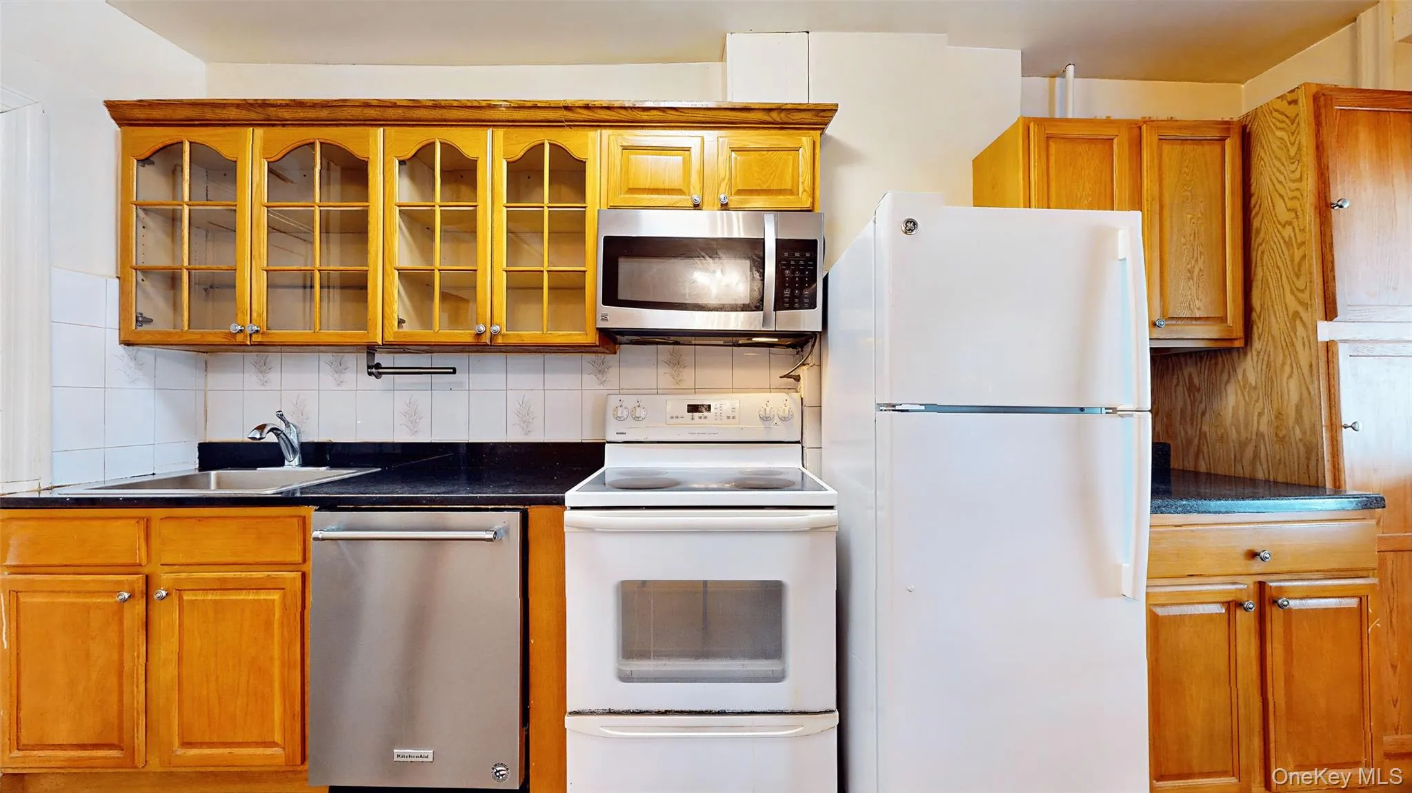 479 Irving Avenue, New York, NY, 3 Bedrooms Bedrooms, 6 Rooms Rooms,2 BathroomsBathrooms,Residential Lease,For Rent,Irving,0,1012234 479 Irving Avenue, New York, NY, 3 Bedrooms Bedrooms, 6 Rooms Rooms,2 BathroomsBathrooms,Residential Lease,For Rent,Irving,0,1012234