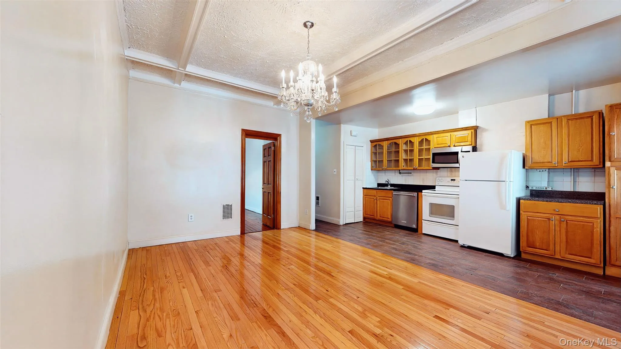 479 Irving Avenue, New York, NY, 3 Bedrooms Bedrooms, 6 Rooms Rooms,2 BathroomsBathrooms,Residential Lease,For Rent,Irving,0,1012234 479 Irving Avenue, New York, NY, 3 Bedrooms Bedrooms, 6 Rooms Rooms,2 BathroomsBathrooms,Residential Lease,For Rent,Irving,0,1012234