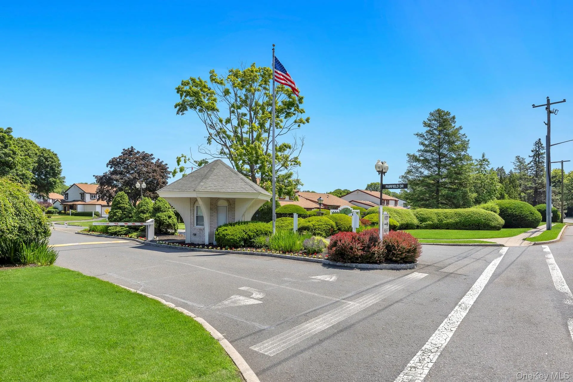 703 Drew Drive, Smithtown, NY, 1 Bedroom Bedrooms, 3 Rooms Rooms,1 BathroomBathrooms,Residential,For Rent,Drew,0,1012236 703 Drew Drive, Smithtown, NY, 1 Bedroom Bedrooms, 3 Rooms Rooms,1 BathroomBathrooms,Residential,For Rent,Drew,0,1012236