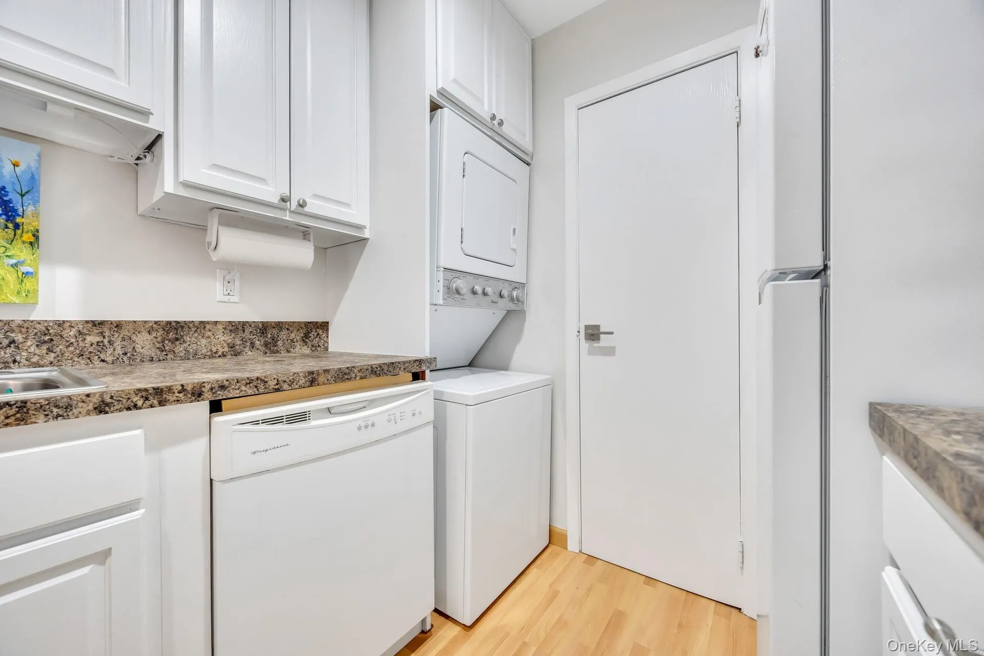 703 Drew Drive, Smithtown, NY, 1 Bedroom Bedrooms, 3 Rooms Rooms,1 BathroomBathrooms,Residential,For Rent,Drew,0,1012236 703 Drew Drive, Smithtown, NY, 1 Bedroom Bedrooms, 3 Rooms Rooms,1 BathroomBathrooms,Residential,For Rent,Drew,0,1012236