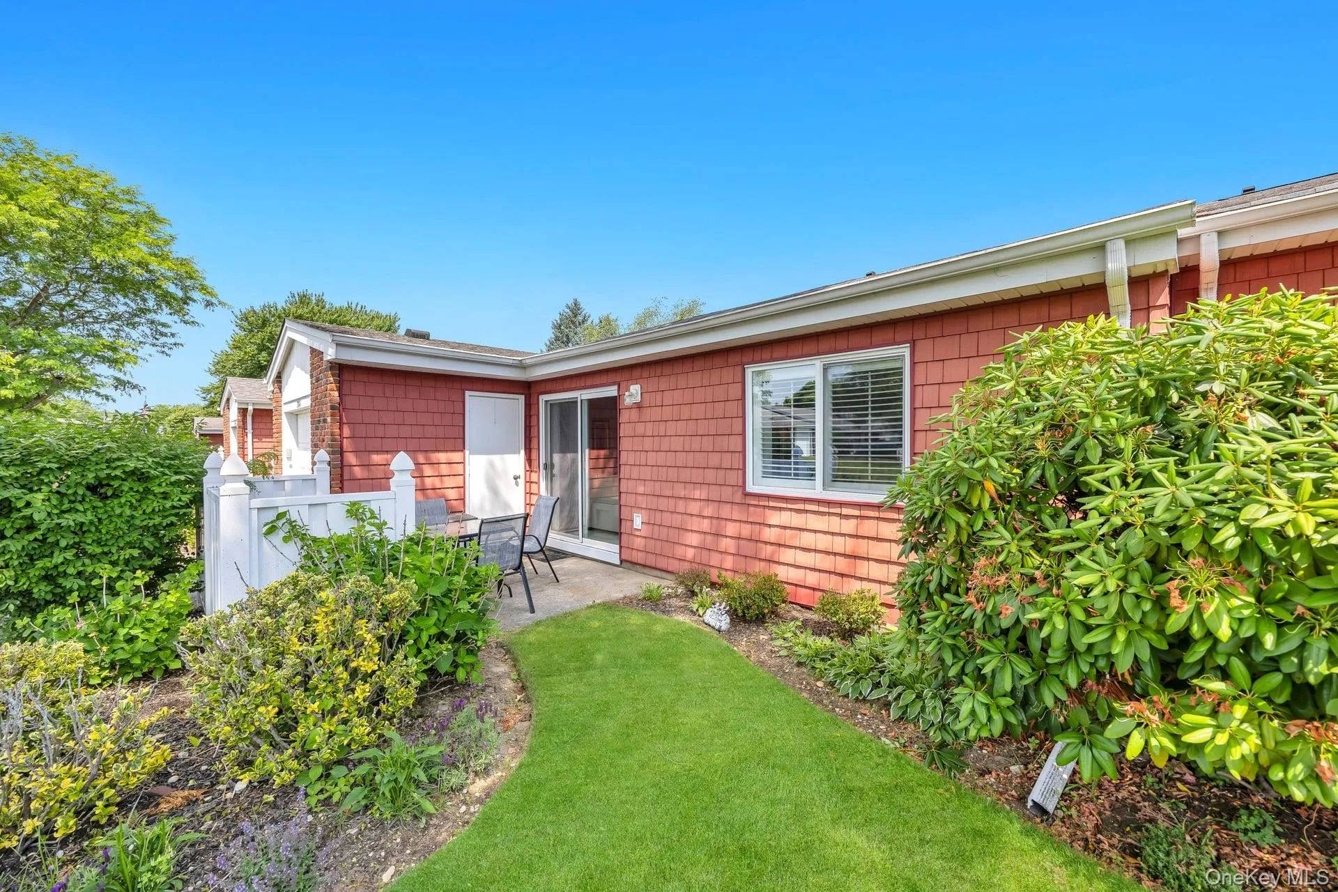 703 Drew Drive, Smithtown, NY, 1 Bedroom Bedrooms, 3 Rooms Rooms,1 BathroomBathrooms,Residential,For Rent,Drew,0,1012236 703 Drew Drive, Smithtown, NY, 1 Bedroom Bedrooms, 3 Rooms Rooms,1 BathroomBathrooms,Residential,For Rent,Drew,0,1012236