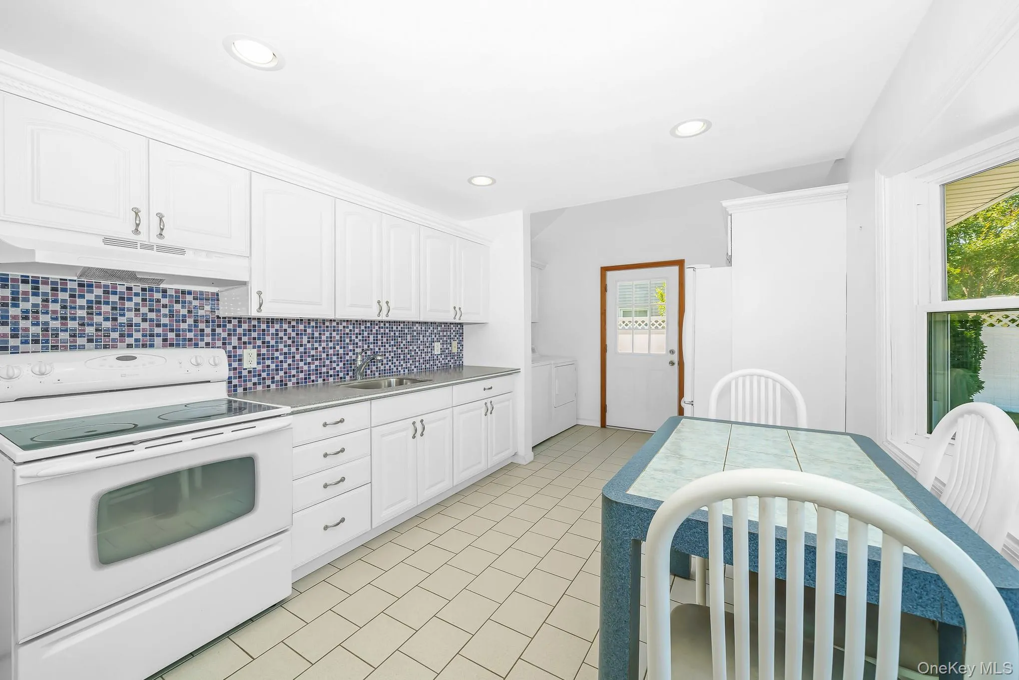 130 Coach Lane, Hempstead, NY, 3 Bedrooms Bedrooms, 6 Rooms Rooms,2 BathroomsBathrooms,Residential,For Rent,Coach,0,1012237 130 Coach Lane, Hempstead, NY, 3 Bedrooms Bedrooms, 6 Rooms Rooms,2 BathroomsBathrooms,Residential,For Rent,Coach,0,1012237