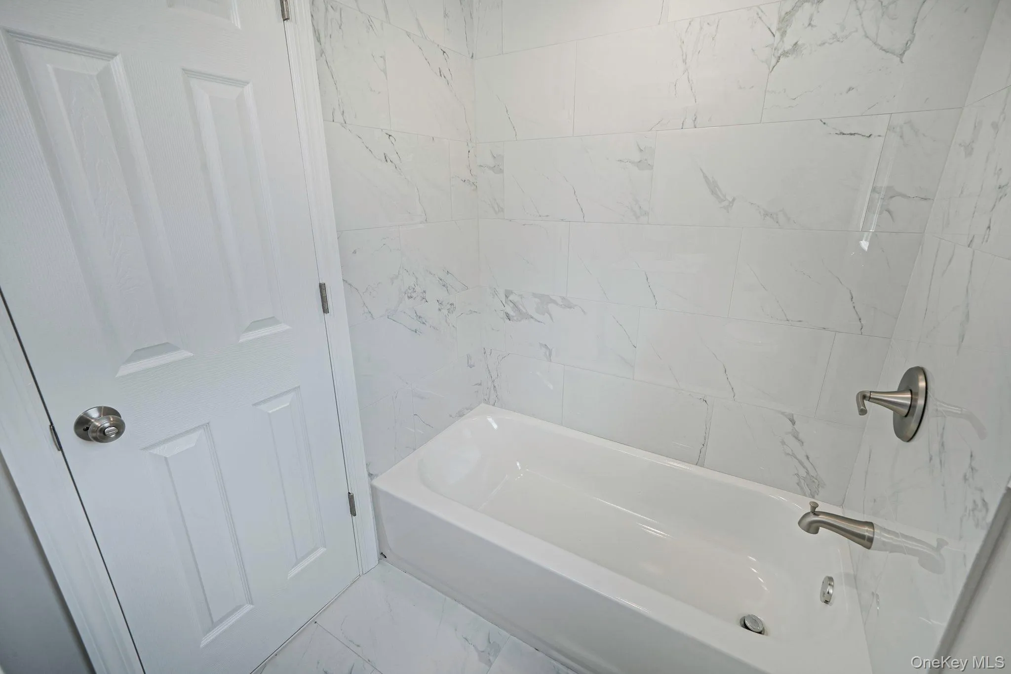 44 Elizabeth Avenue, Smithtown, NY, 3 Bedrooms Bedrooms, 8 Rooms Rooms,2 BathroomsBathrooms,Residential,For Rent,Elizabeth,0,1012238 44 Elizabeth Avenue, Smithtown, NY, 3 Bedrooms Bedrooms, 8 Rooms Rooms,2 BathroomsBathrooms,Residential,For Rent,Elizabeth,0,1012238