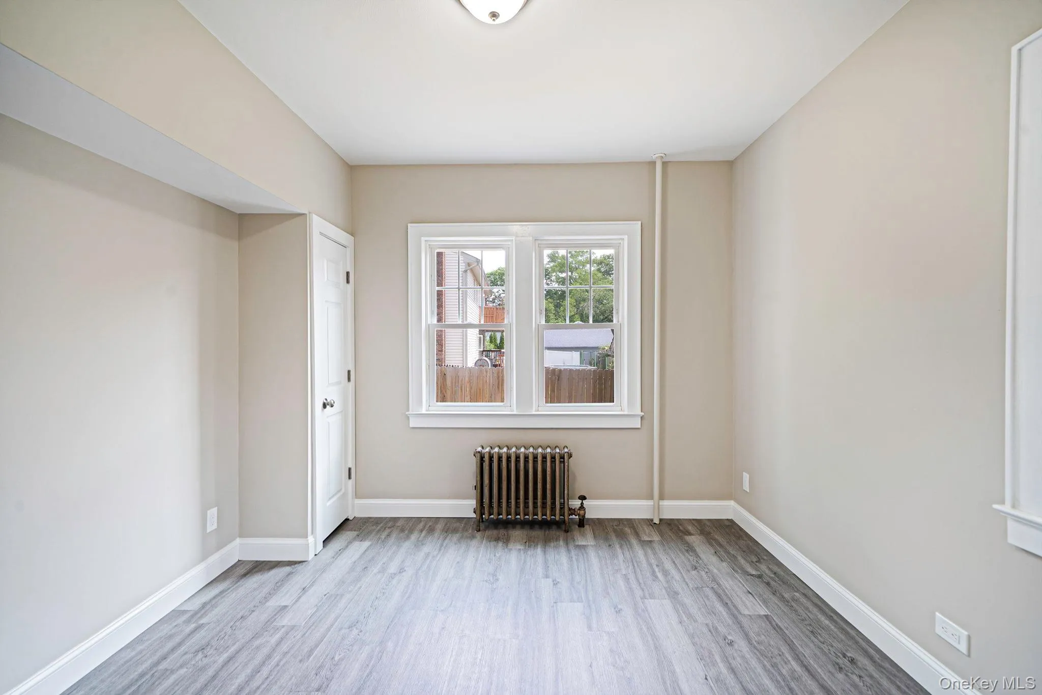 44 Elizabeth Avenue, Smithtown, NY, 3 Bedrooms Bedrooms, 8 Rooms Rooms,2 BathroomsBathrooms,Residential,For Rent,Elizabeth,0,1012238 44 Elizabeth Avenue, Smithtown, NY, 3 Bedrooms Bedrooms, 8 Rooms Rooms,2 BathroomsBathrooms,Residential,For Rent,Elizabeth,0,1012238
