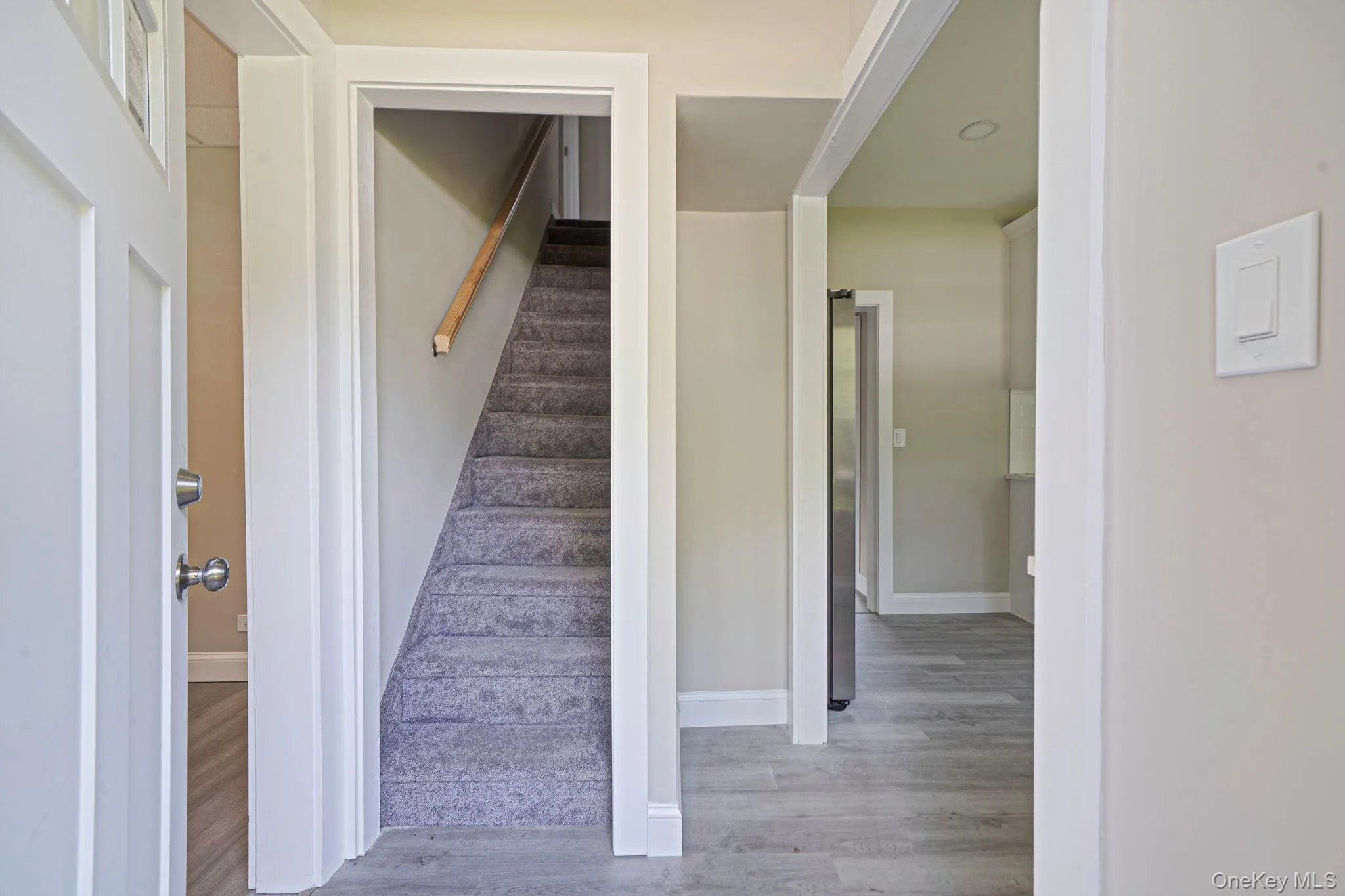 44 Elizabeth Avenue, Smithtown, NY, 3 Bedrooms Bedrooms, 8 Rooms Rooms,2 BathroomsBathrooms,Residential,For Rent,Elizabeth,0,1012238 44 Elizabeth Avenue, Smithtown, NY, 3 Bedrooms Bedrooms, 8 Rooms Rooms,2 BathroomsBathrooms,Residential,For Rent,Elizabeth,0,1012238