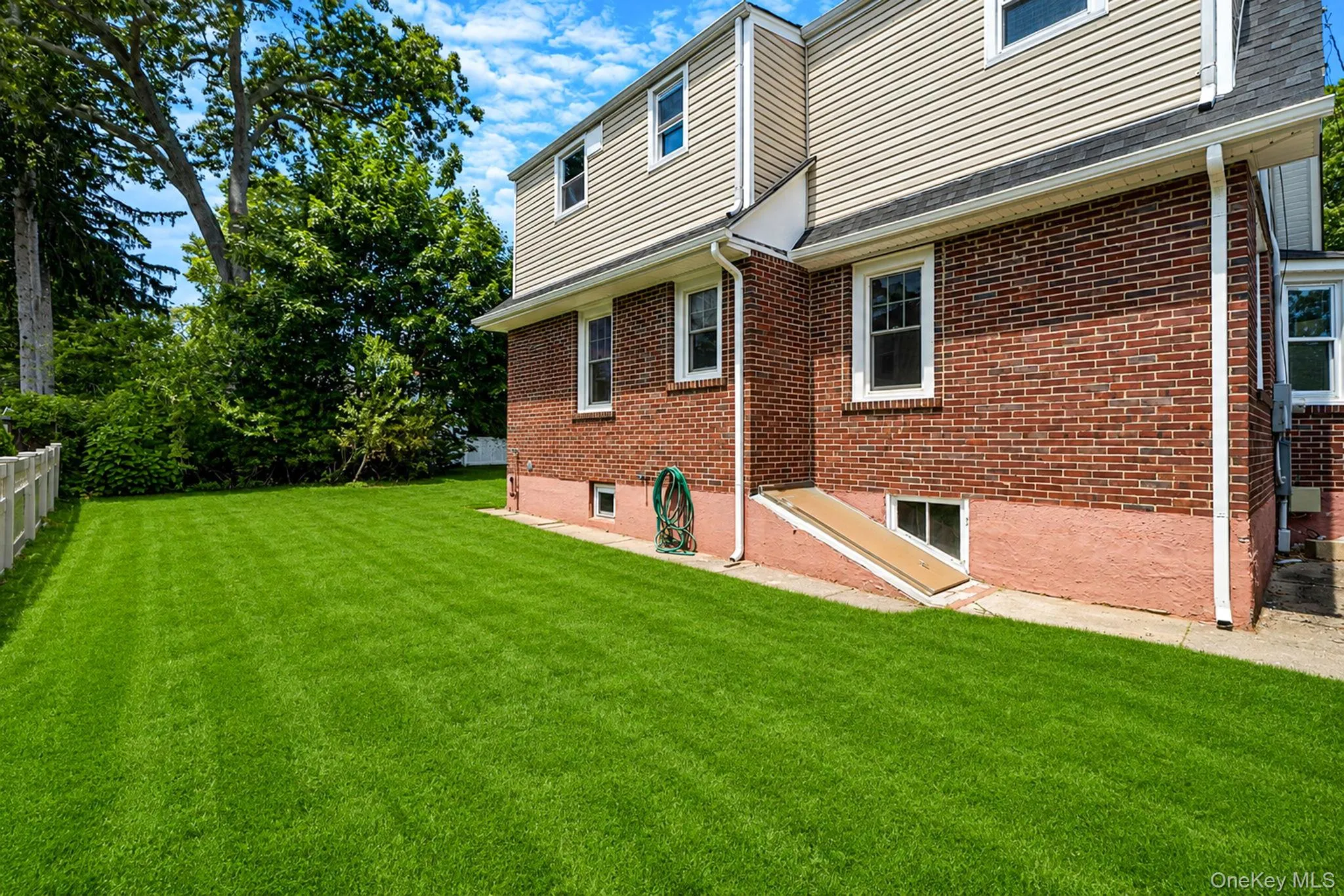 44 Elizabeth Avenue, Smithtown, NY, 3 Bedrooms Bedrooms, 8 Rooms Rooms,2 BathroomsBathrooms,Residential,For Rent,Elizabeth,0,1012238 44 Elizabeth Avenue, Smithtown, NY, 3 Bedrooms Bedrooms, 8 Rooms Rooms,2 BathroomsBathrooms,Residential,For Rent,Elizabeth,0,1012238