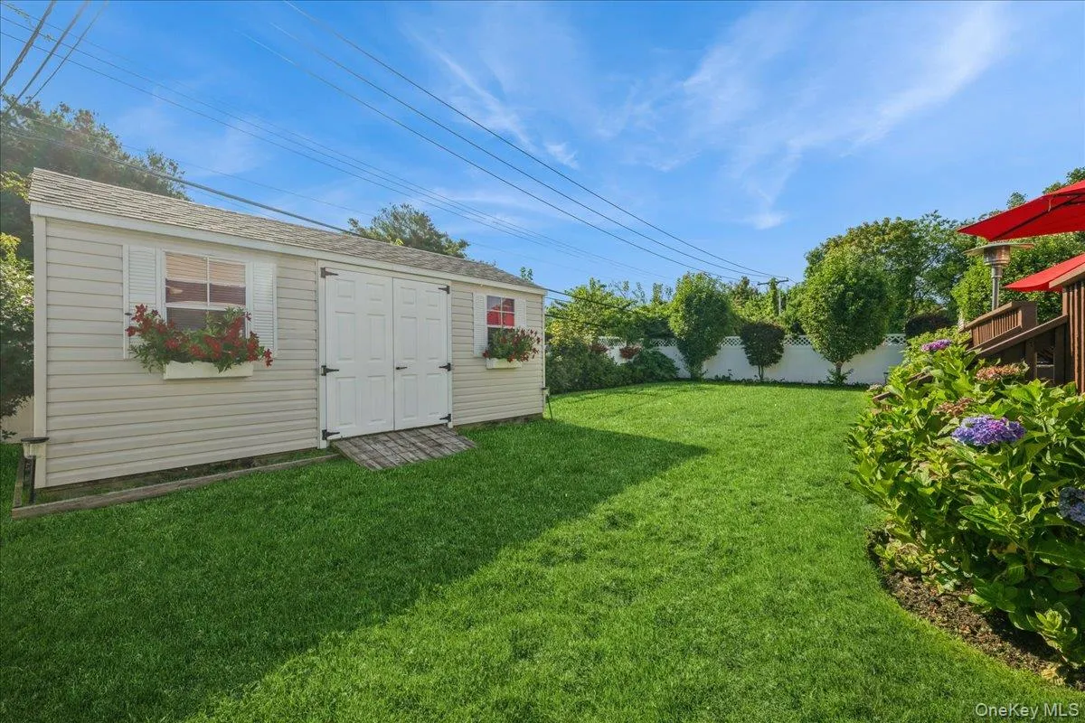 1022 White Birch Lane, Hempstead, NY, 4 Bedrooms Bedrooms, 7 Rooms Rooms,2 BathroomsBathrooms,Residential,For Rent,White Birch,0,1012239 1022 White Birch Lane, Hempstead, NY, 4 Bedrooms Bedrooms, 7 Rooms Rooms,2 BathroomsBathrooms,Residential,For Rent,White Birch,0,1012239