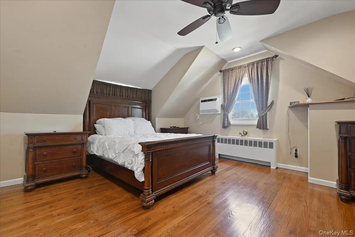 1022 White Birch Lane, Hempstead, NY, 4 Bedrooms Bedrooms, 7 Rooms Rooms,2 BathroomsBathrooms,Residential,For Rent,White Birch,0,1012239 1022 White Birch Lane, Hempstead, NY, 4 Bedrooms Bedrooms, 7 Rooms Rooms,2 BathroomsBathrooms,Residential,For Rent,White Birch,0,1012239