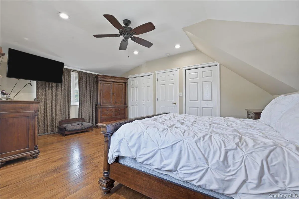 1022 White Birch Lane, Hempstead, NY, 4 Bedrooms Bedrooms, 7 Rooms Rooms,2 BathroomsBathrooms,Residential,For Rent,White Birch,0,1012239 1022 White Birch Lane, Hempstead, NY, 4 Bedrooms Bedrooms, 7 Rooms Rooms,2 BathroomsBathrooms,Residential,For Rent,White Birch,0,1012239