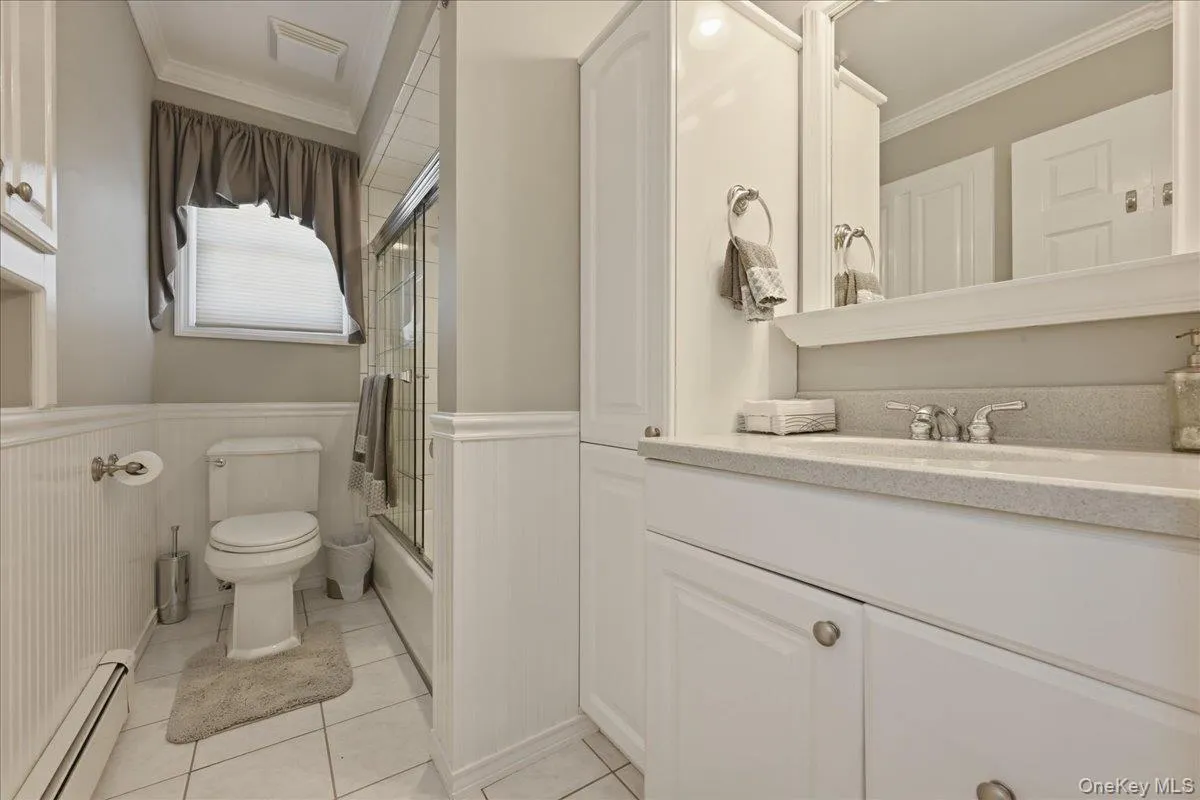 1022 White Birch Lane, Hempstead, NY, 4 Bedrooms Bedrooms, 7 Rooms Rooms,2 BathroomsBathrooms,Residential,For Rent,White Birch,0,1012239 1022 White Birch Lane, Hempstead, NY, 4 Bedrooms Bedrooms, 7 Rooms Rooms,2 BathroomsBathrooms,Residential,For Rent,White Birch,0,1012239