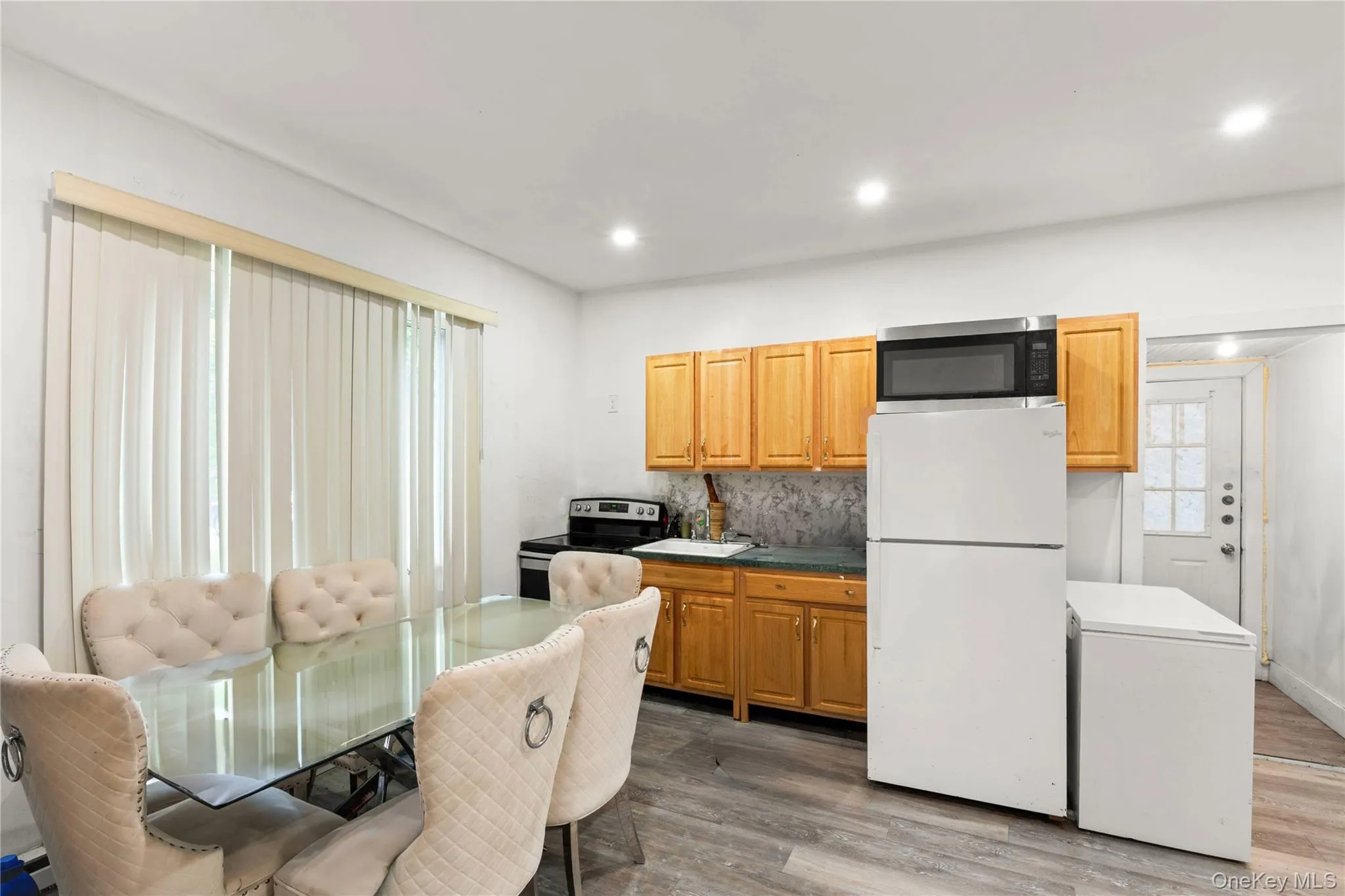 27 Prince Street, Thompson, NY, 4 Bedrooms Bedrooms, 7 Rooms Rooms,2 BathroomsBathrooms,Residential,For Rent,Prince,0,1012245 27 Prince Street, Thompson, NY, 4 Bedrooms Bedrooms, 7 Rooms Rooms,2 BathroomsBathrooms,Residential,For Rent,Prince,0,1012245