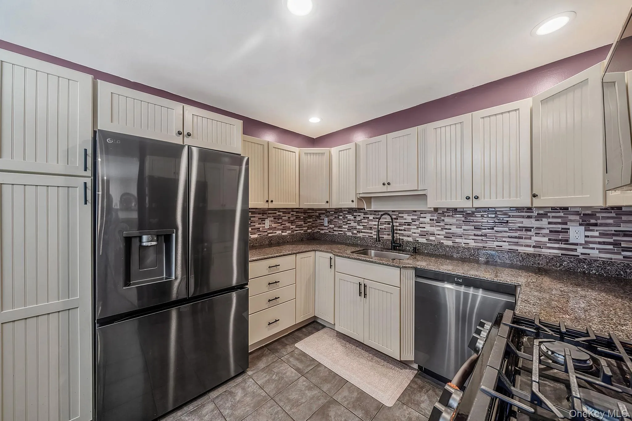 515 Picasso Way, Brookhaven, NY, 2 Bedrooms Bedrooms, 6 Rooms Rooms,1 BathroomBathrooms,Residential,For Rent,Picasso,0,1012247 515 Picasso Way, Brookhaven, NY, 2 Bedrooms Bedrooms, 6 Rooms Rooms,1 BathroomBathrooms,Residential,For Rent,Picasso,0,1012247