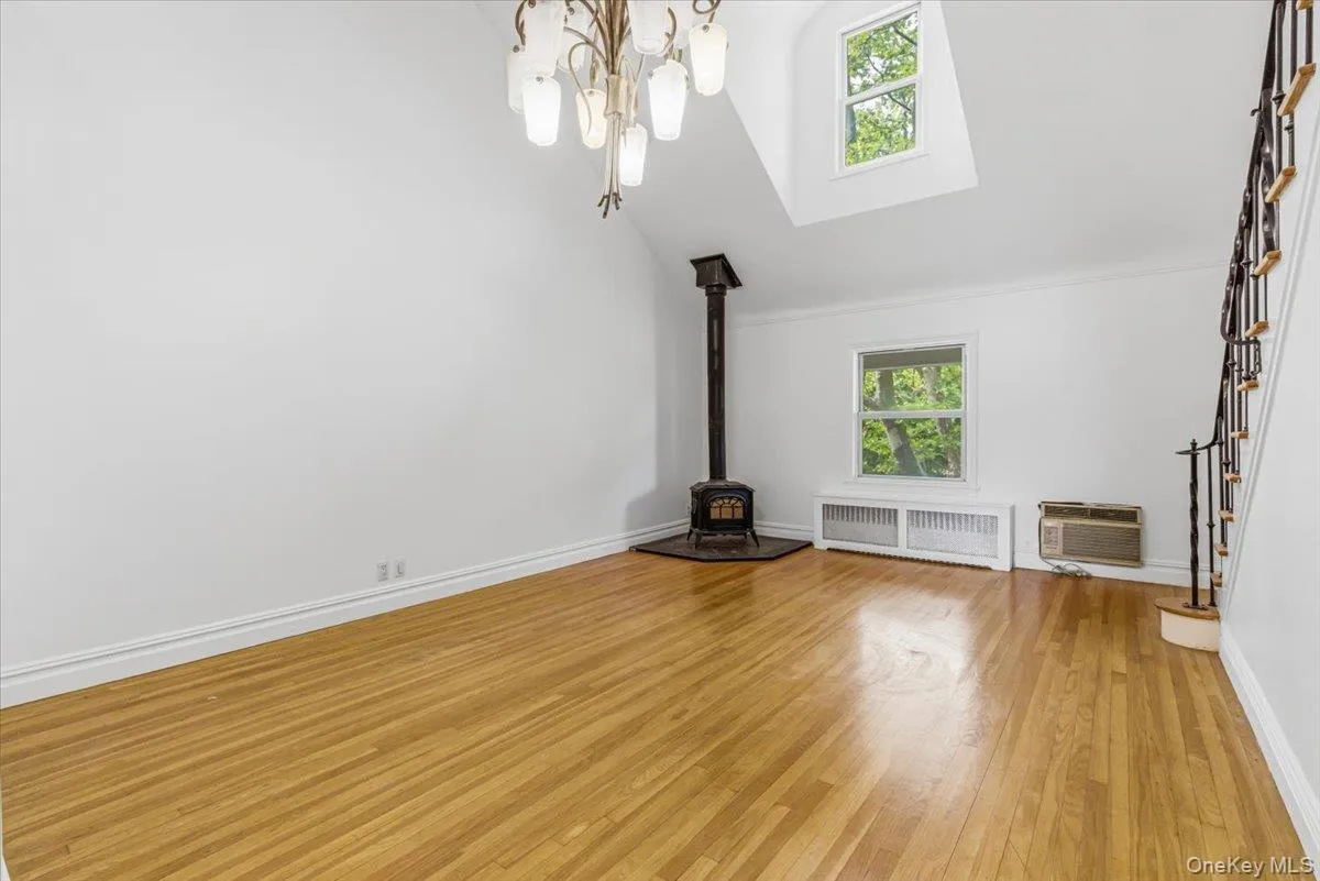 207-10 42nd Avenue, New York, NY, 2 Bedrooms Bedrooms, 5 Rooms Rooms,2 BathroomsBathrooms,Residential Lease,For Rent,42nd,0,1012249 207-10 42nd Avenue, New York, NY, 2 Bedrooms Bedrooms, 5 Rooms Rooms,2 BathroomsBathrooms,Residential Lease,For Rent,42nd,0,1012249
