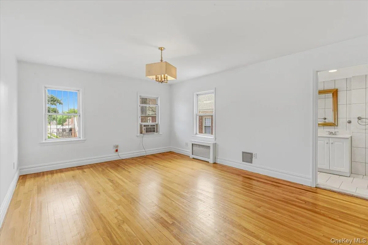 207-10 42nd Avenue, New York, NY, 2 Bedrooms Bedrooms, 5 Rooms Rooms,2 BathroomsBathrooms,Residential Lease,For Rent,42nd,0,1012249 207-10 42nd Avenue, New York, NY, 2 Bedrooms Bedrooms, 5 Rooms Rooms,2 BathroomsBathrooms,Residential Lease,For Rent,42nd,0,1012249