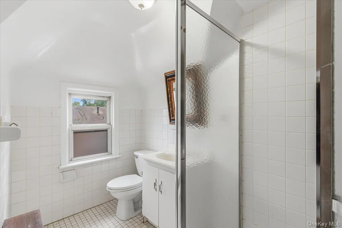 207-10 42nd Avenue, New York, NY, 2 Bedrooms Bedrooms, 5 Rooms Rooms,2 BathroomsBathrooms,Residential Lease,For Rent,42nd,0,1012249 207-10 42nd Avenue, New York, NY, 2 Bedrooms Bedrooms, 5 Rooms Rooms,2 BathroomsBathrooms,Residential Lease,For Rent,42nd,0,1012249