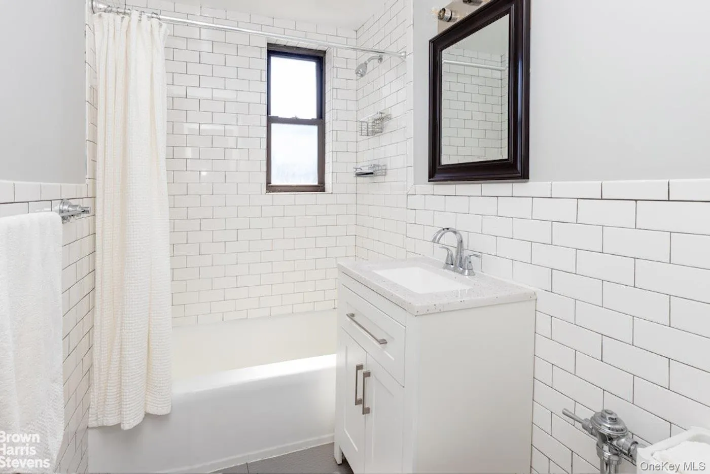 525 235th Street, New York, NY, 1 Bedroom Bedrooms, 3 Rooms Rooms,1 BathroomBathrooms,Residential,For Rent,235th,0,1012252 525 235th Street, New York, NY, 1 Bedroom Bedrooms, 3 Rooms Rooms,1 BathroomBathrooms,Residential,For Rent,235th,0,1012252