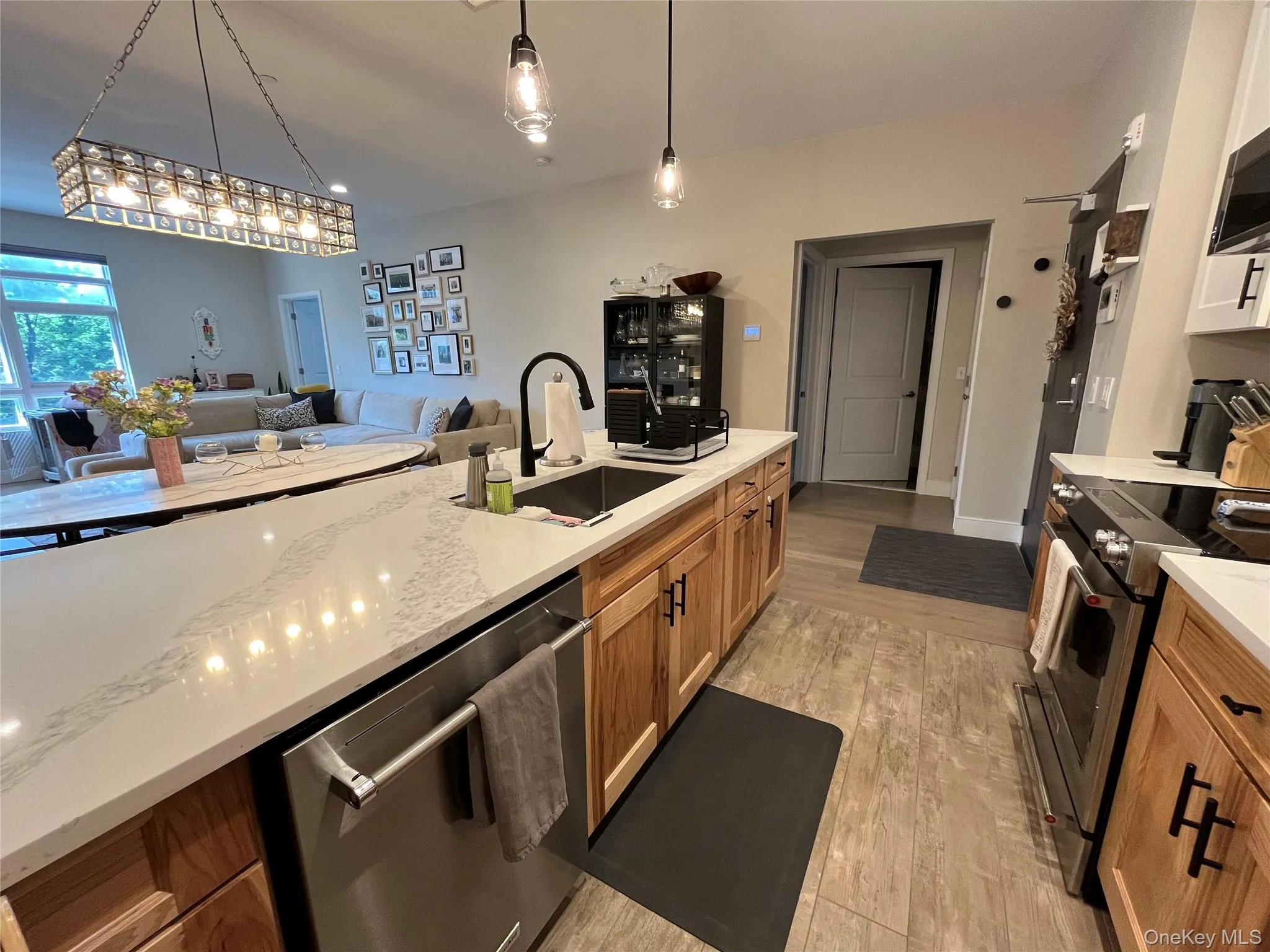 30 Beekman Street, Beacon, NY, 2 Bedrooms Bedrooms, 4 Rooms Rooms,2 BathroomsBathrooms,Residential,For Rent,Beekman,0,1012257 30 Beekman Street, Beacon, NY, 2 Bedrooms Bedrooms, 4 Rooms Rooms,2 BathroomsBathrooms,Residential,For Rent,Beekman,0,1012257
